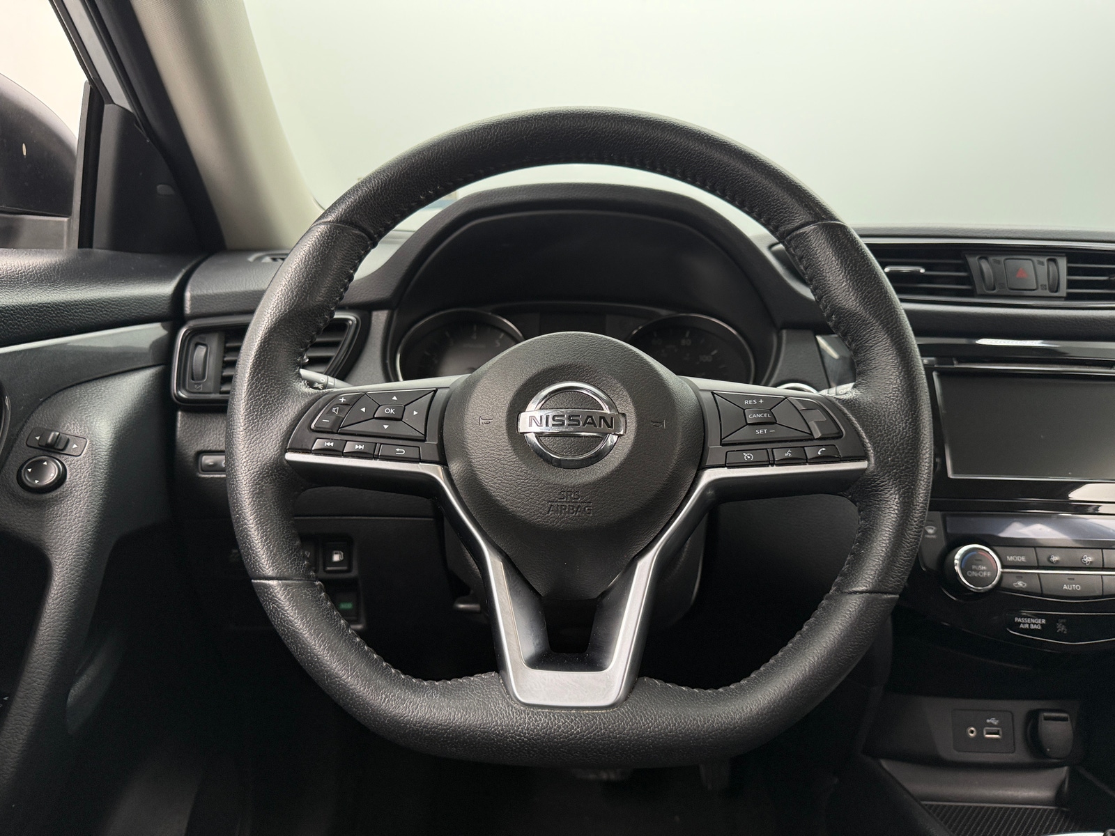 Thumbnail: 2019 Nissan Rogue - 5