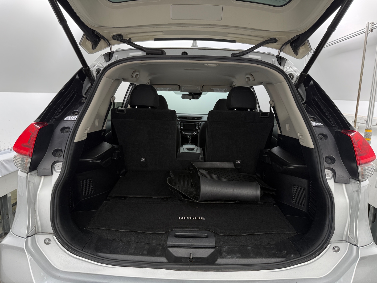 Thumbnail: 2019 Nissan Rogue - 7