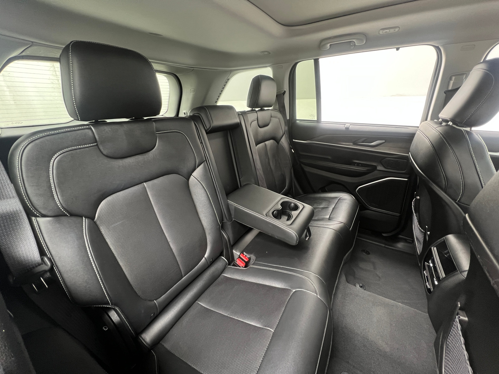 Thumbnail: 2023 Jeep Grand Cherokee - 5