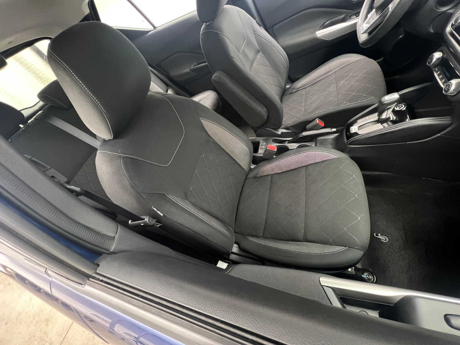 Thumbnail: 2019 Nissan Kicks - 2