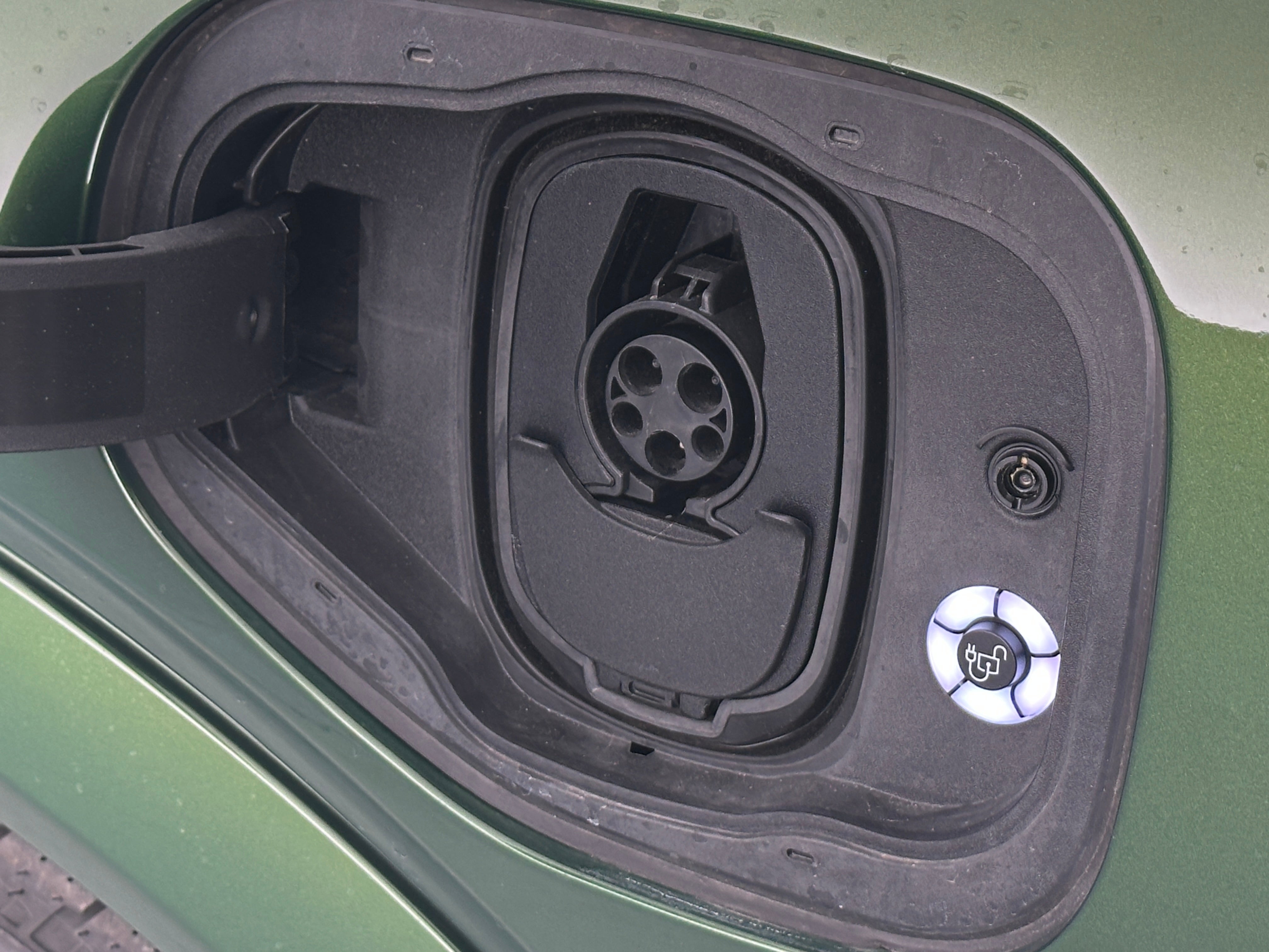 Used 2025 Ford Mustang Mach-E Premium AWD with VIN 3FMTK3SU8SMA03197 for sale in Auburn, WA