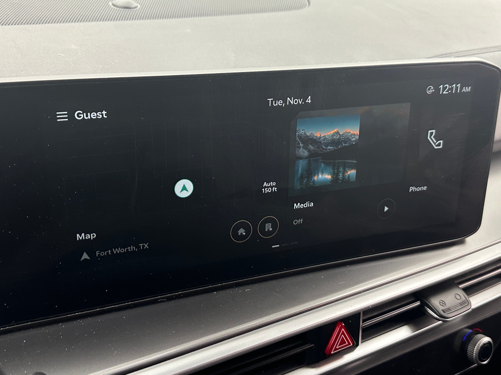 Thumbnail: 2024 Kia Sorento - 3