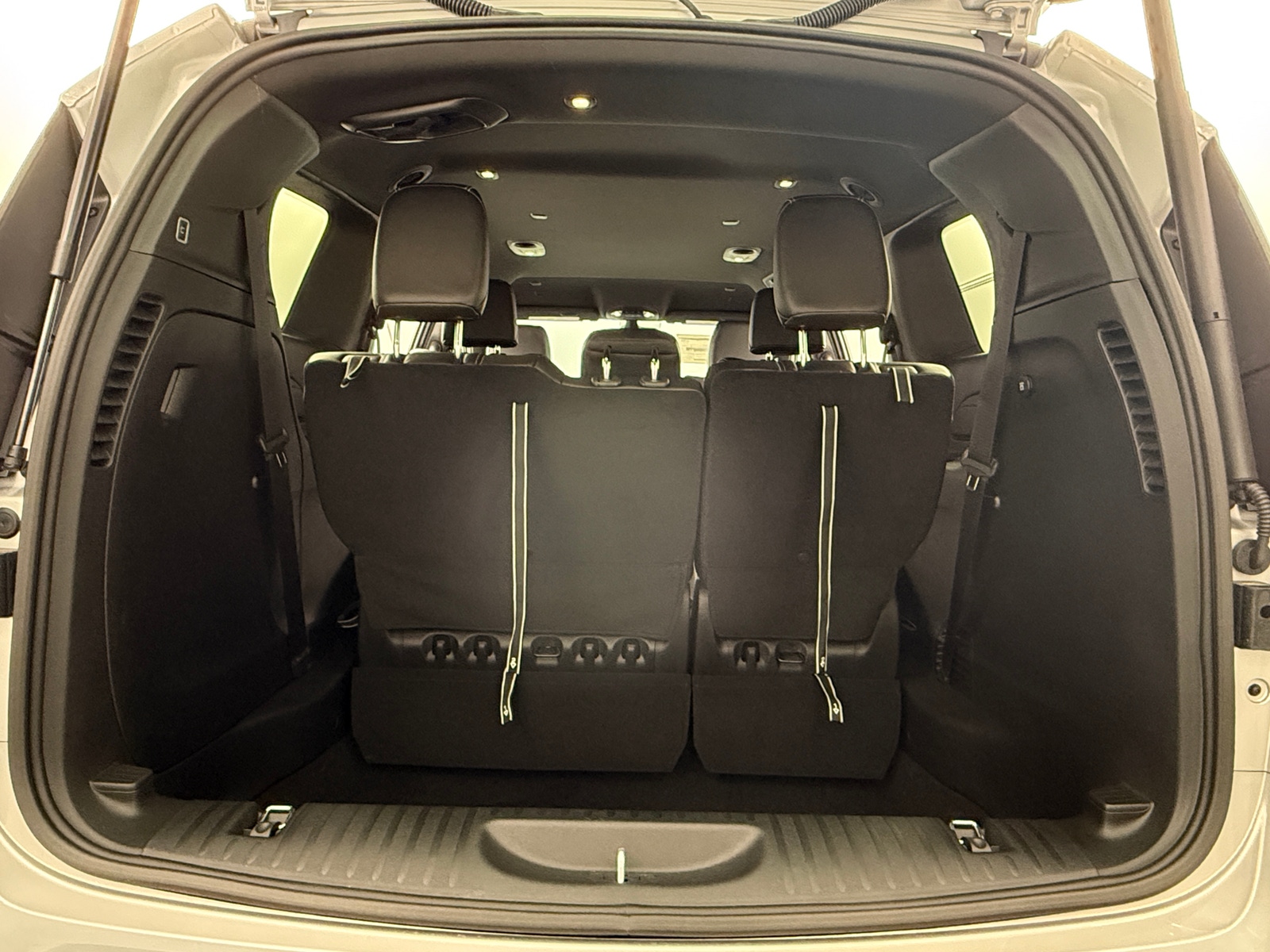 Thumbnail: 2026 Chrysler Pacifica - 6