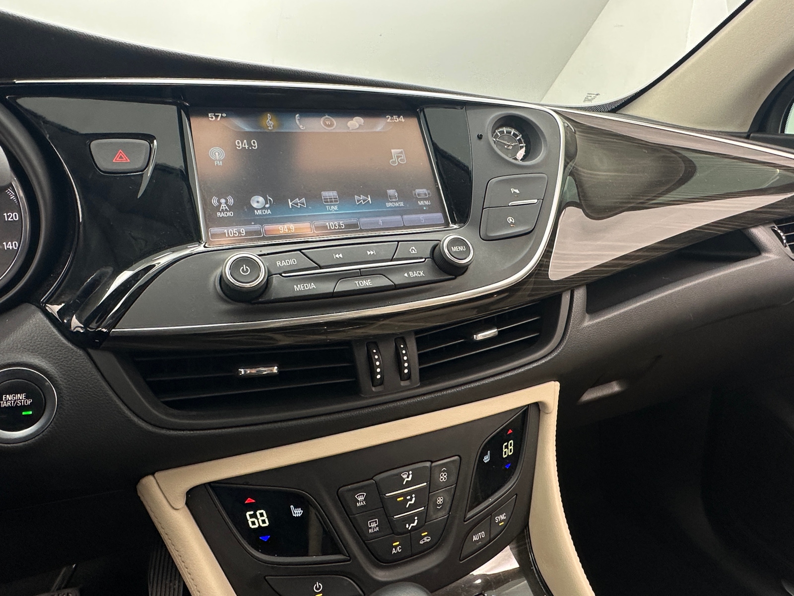 Thumbnail: 2019 Buick Envision - 3