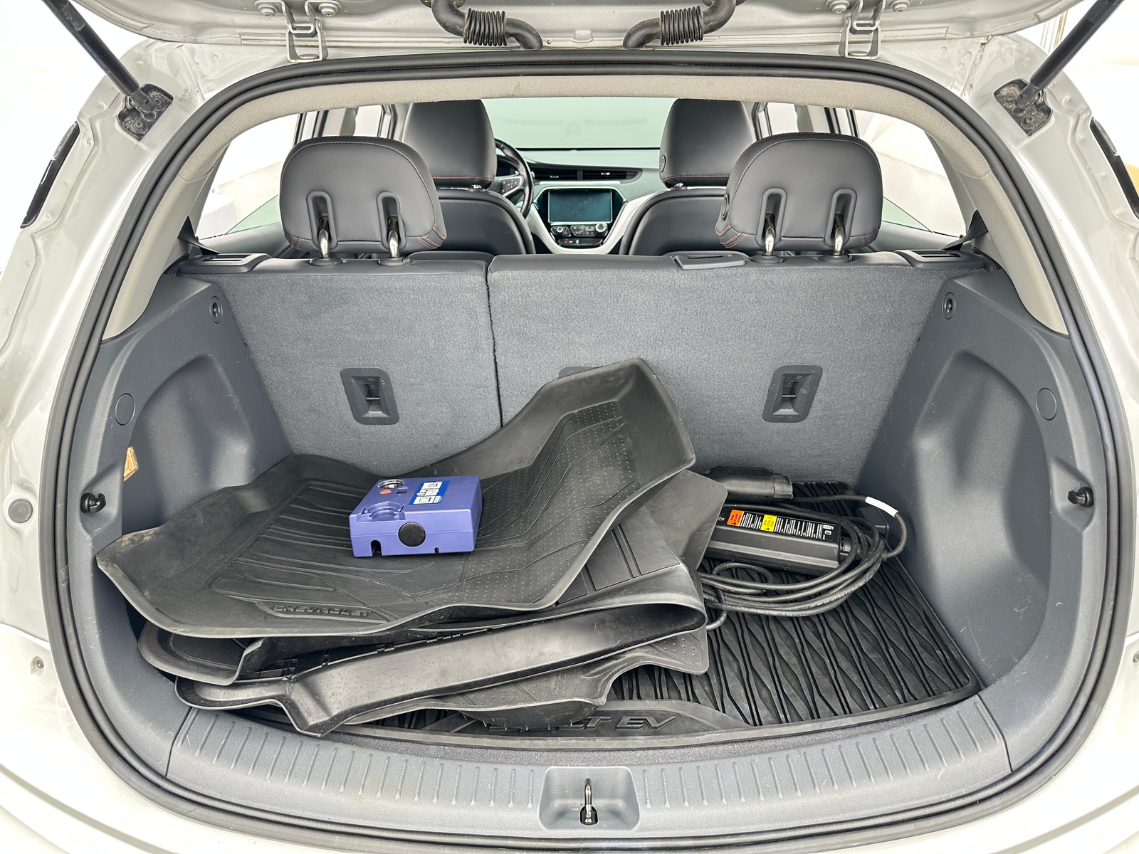 Thumbnail: 2020 Chevrolet Bolt EV - 6