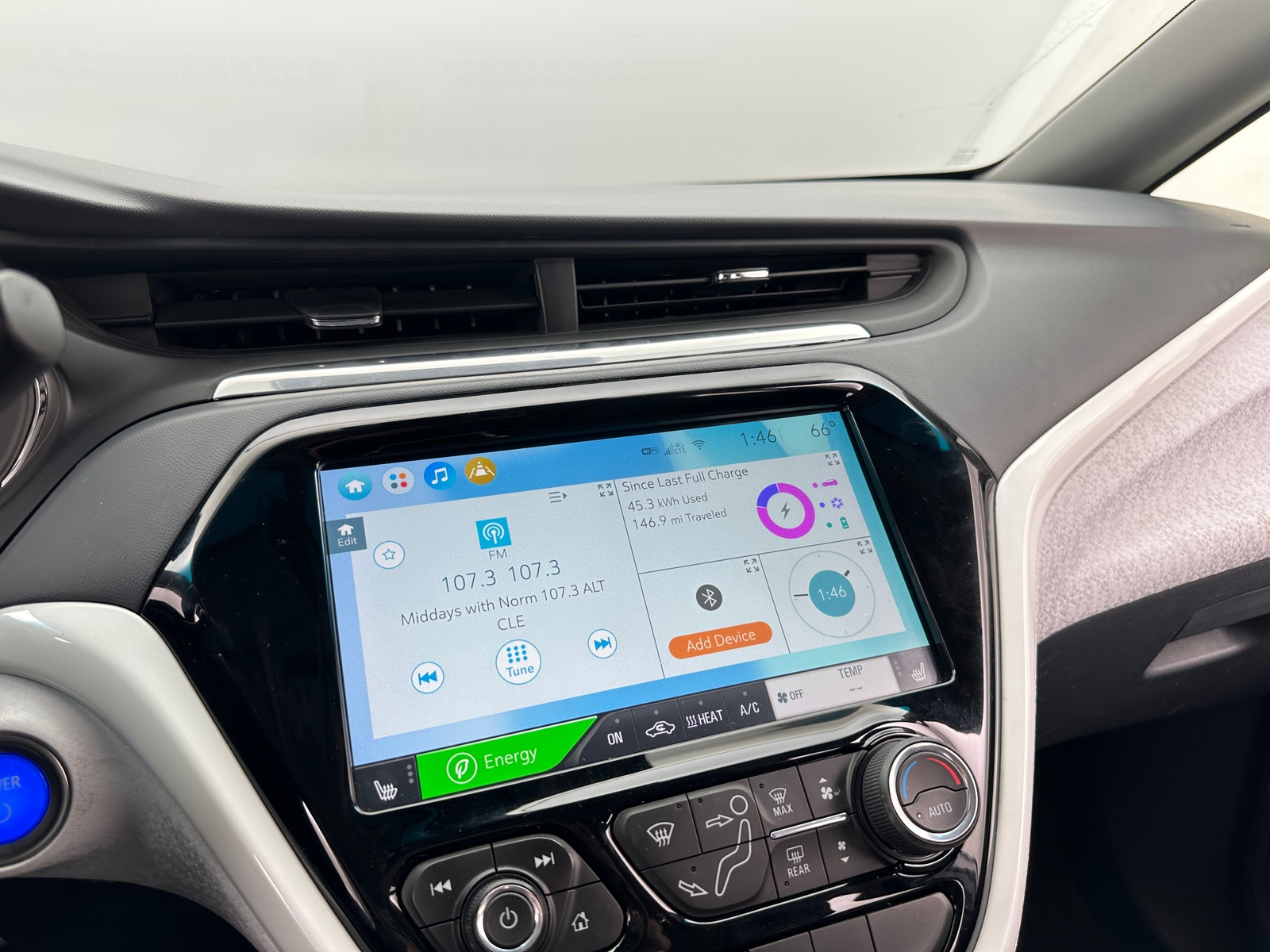 Thumbnail: 2020 Chevrolet Bolt EV - 3