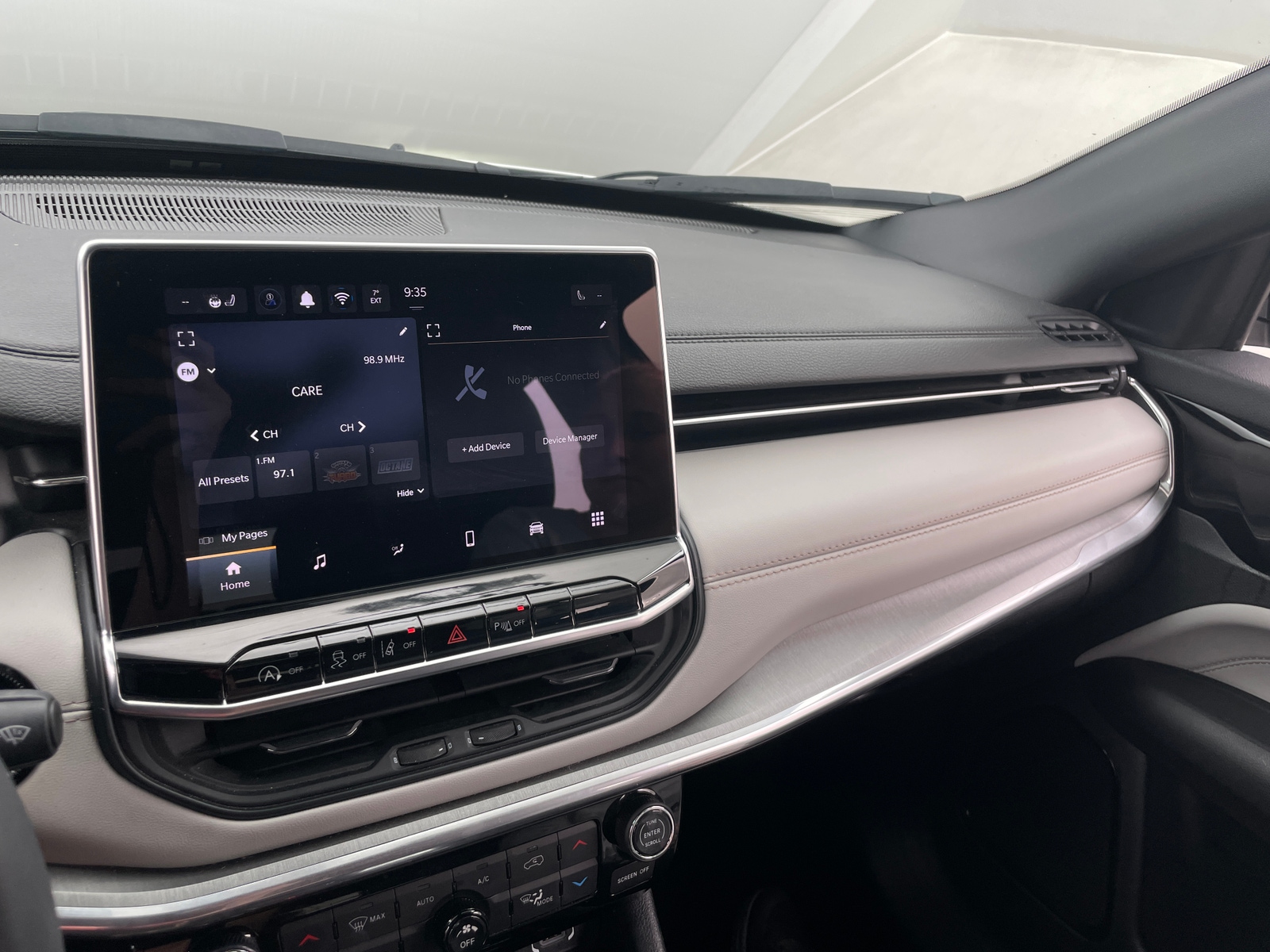 Thumbnail: 2024 Jeep Compass - 3