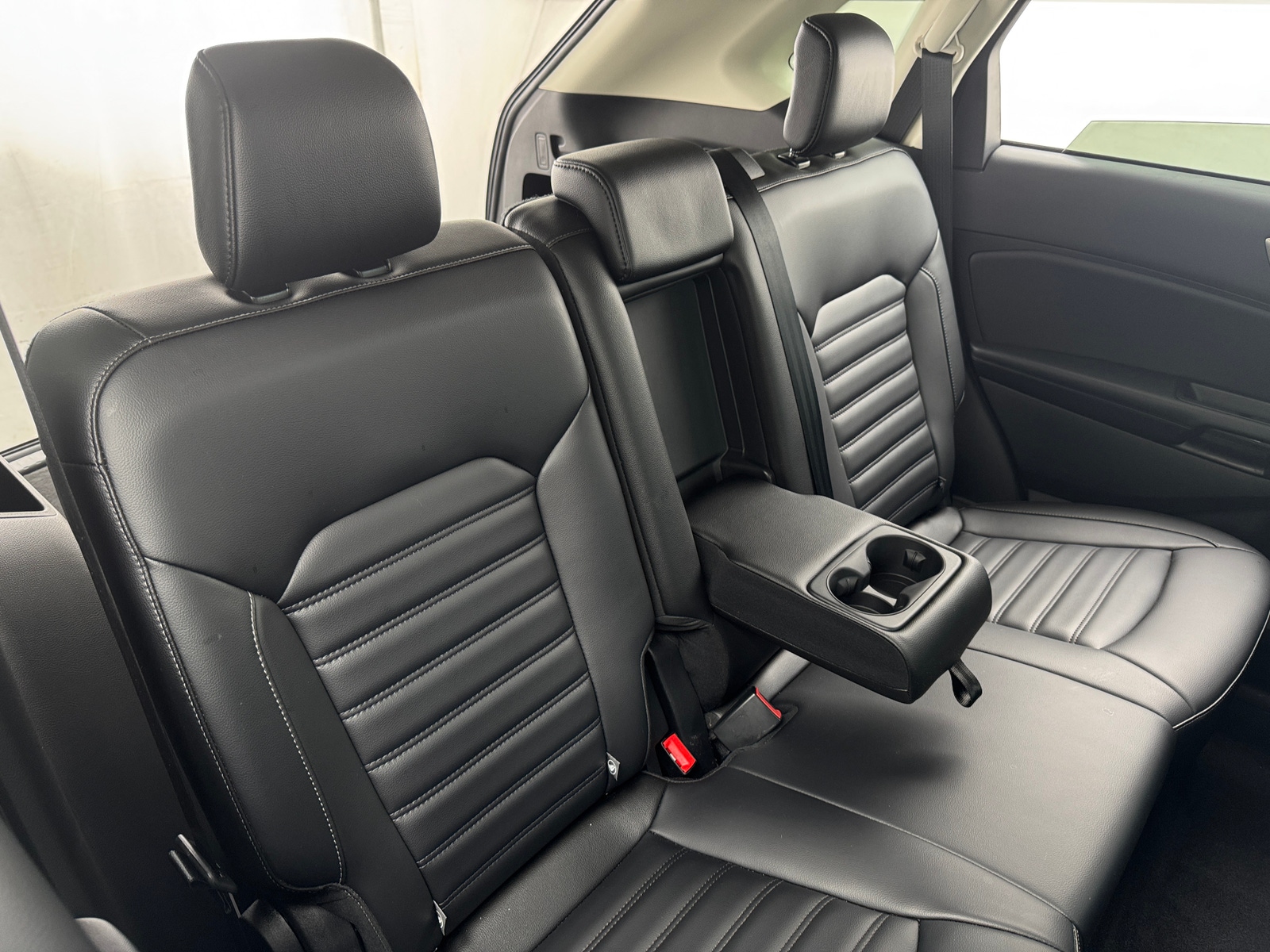 Thumbnail: 2024 Ford Edge - 5