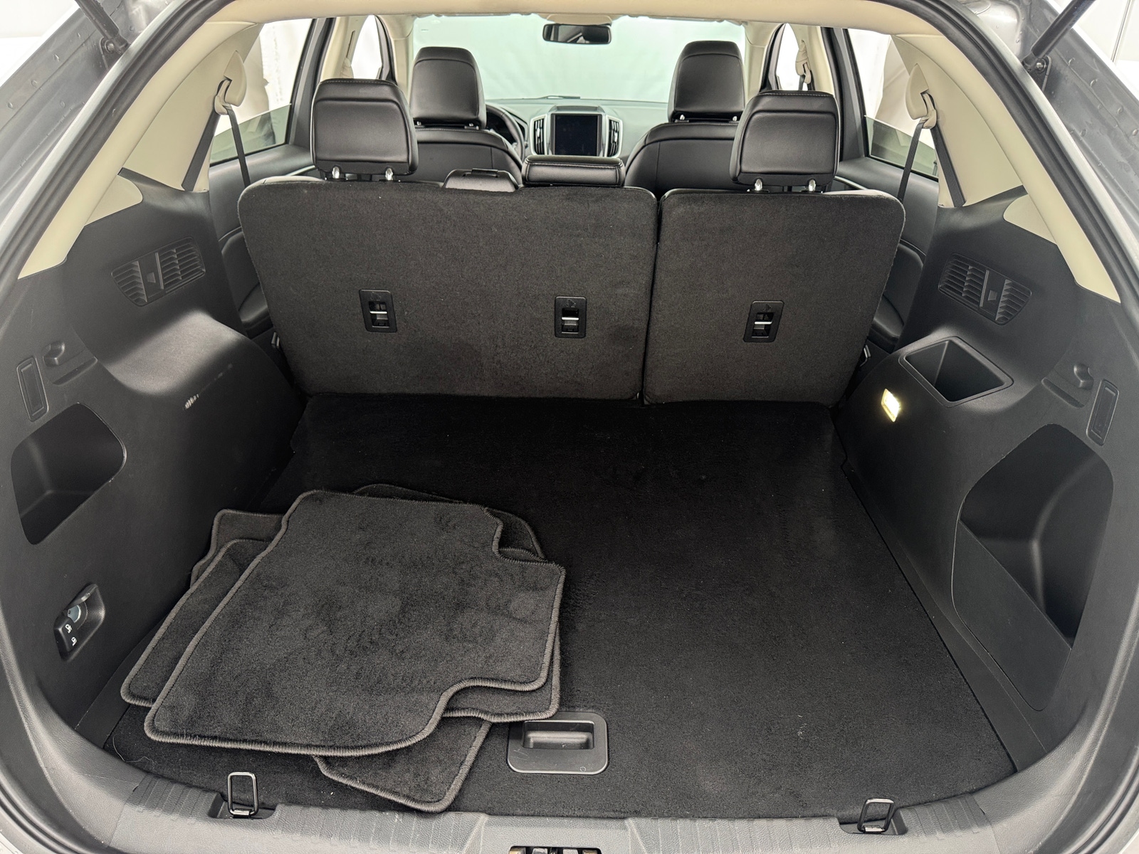 Thumbnail: 2024 Ford Edge - 6