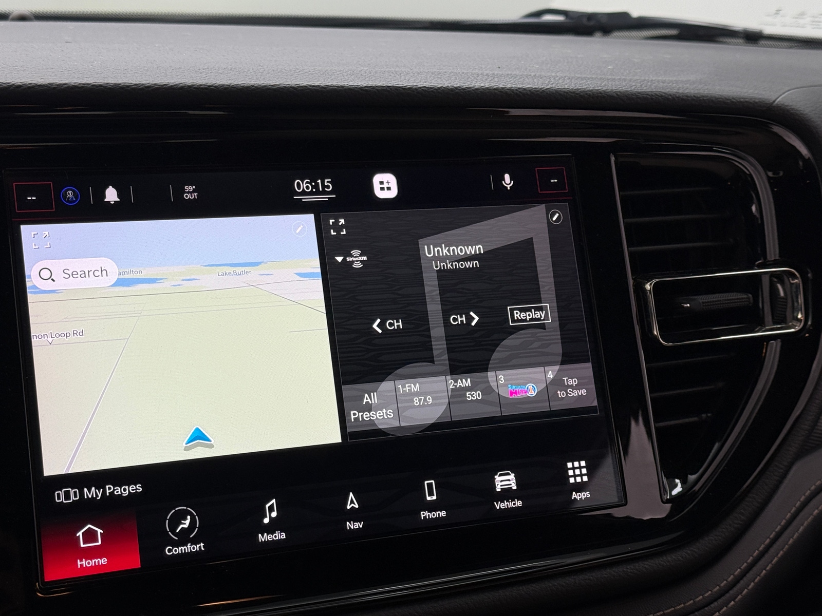 Thumbnail: 2021 Dodge Durango - 4