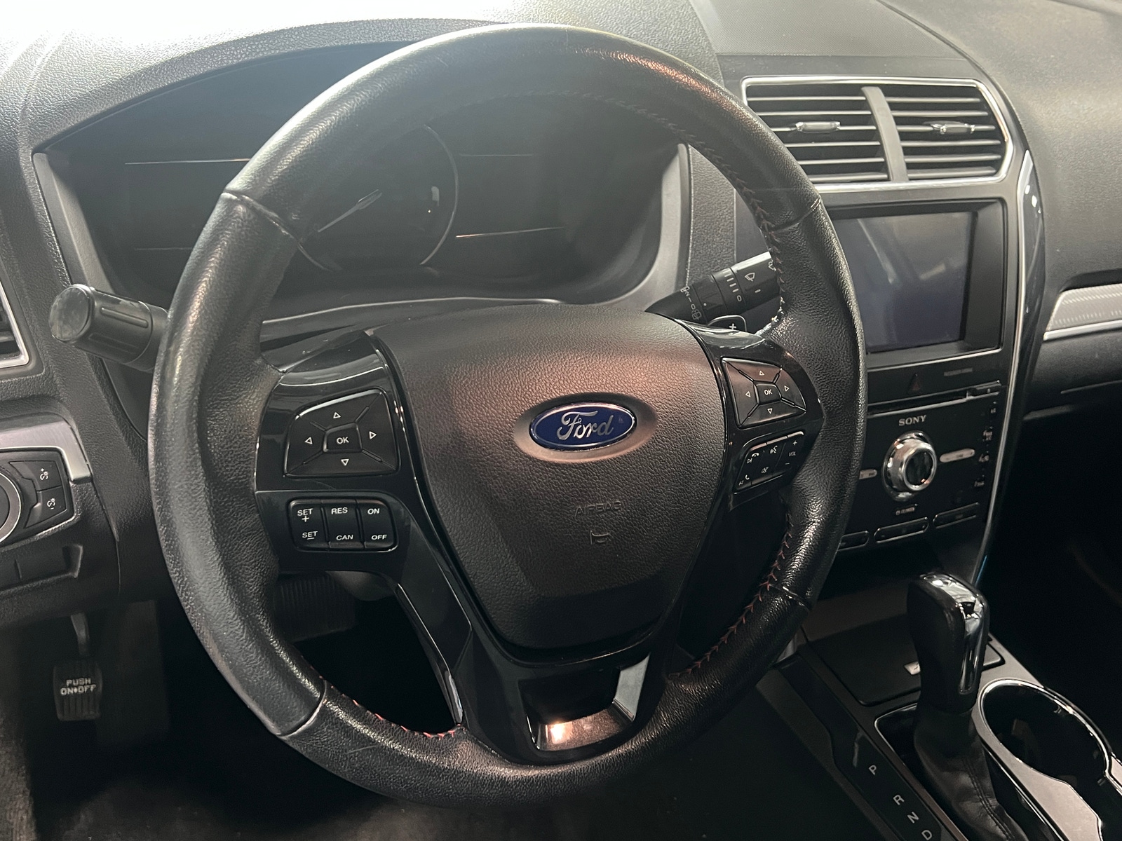 Thumbnail: 2018 Ford Explorer - 4