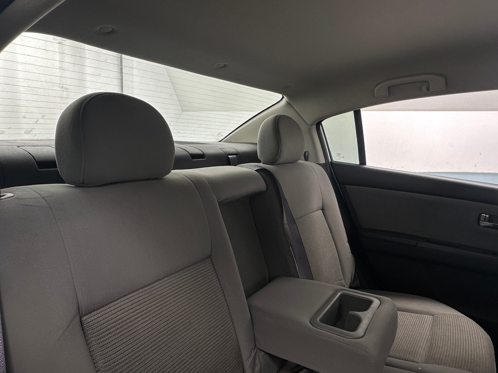 Thumbnail: 2012 Nissan Sentra - 6