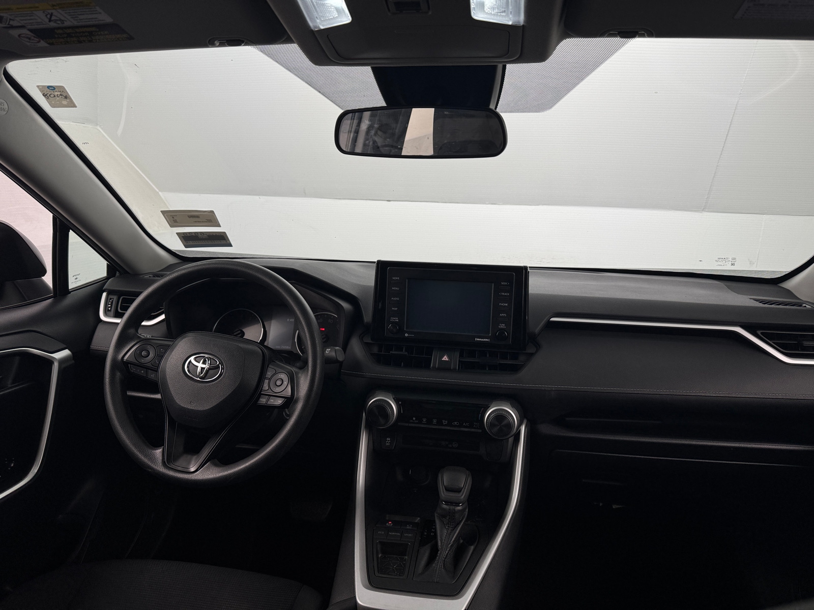 Thumbnail: 2020 Toyota RAV4 - 3