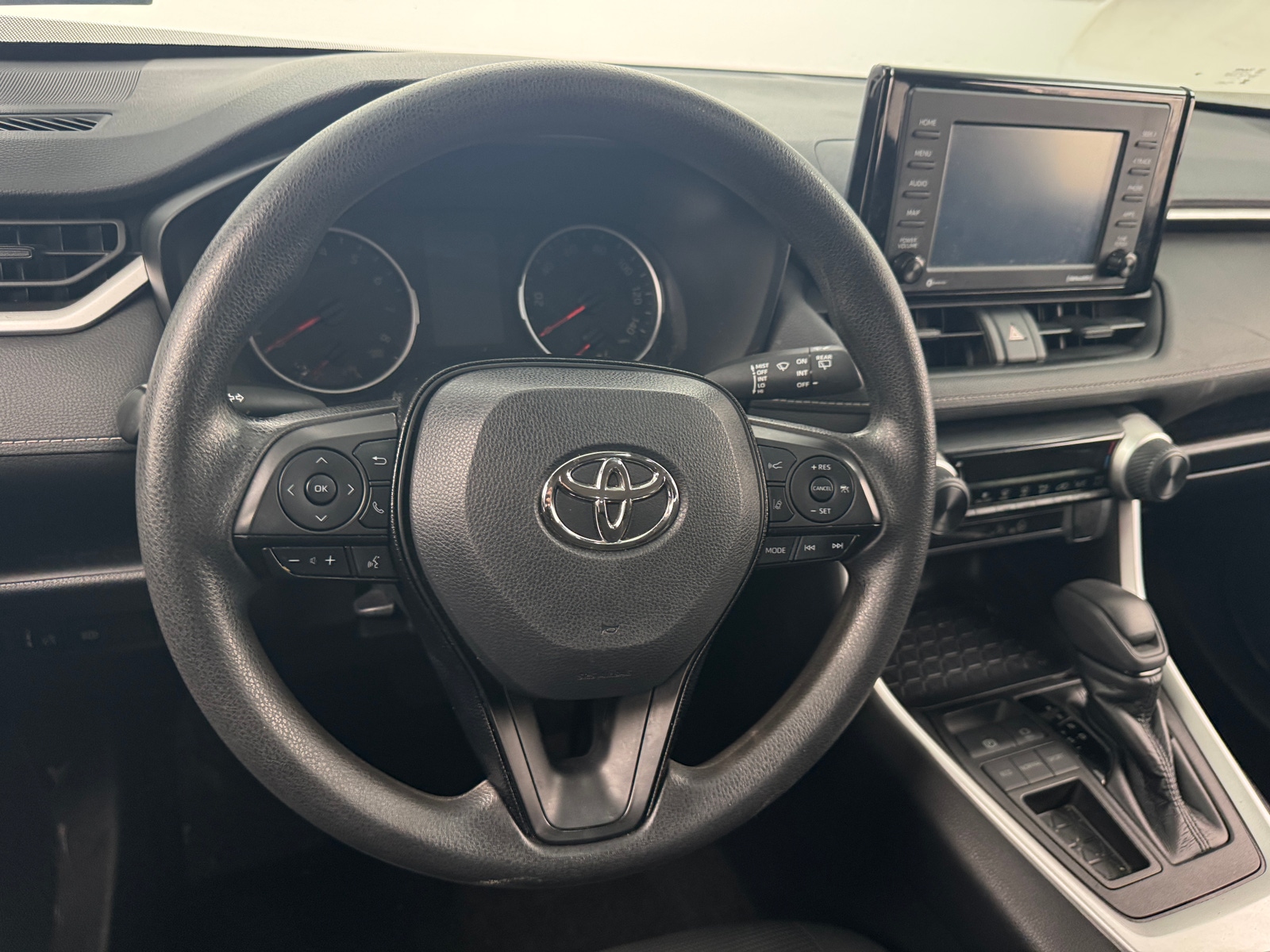 Thumbnail: 2020 Toyota RAV4 - 5