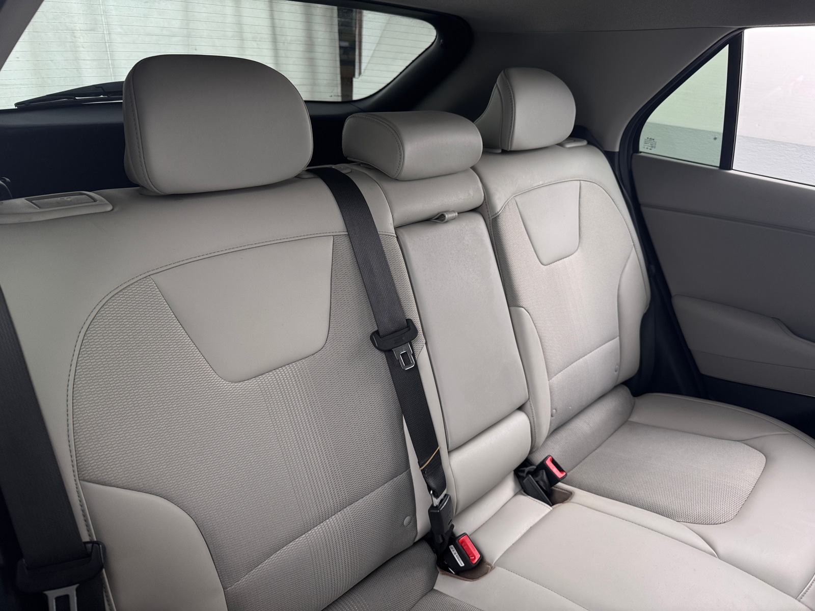 Thumbnail: 2023 Kia Niro - 5