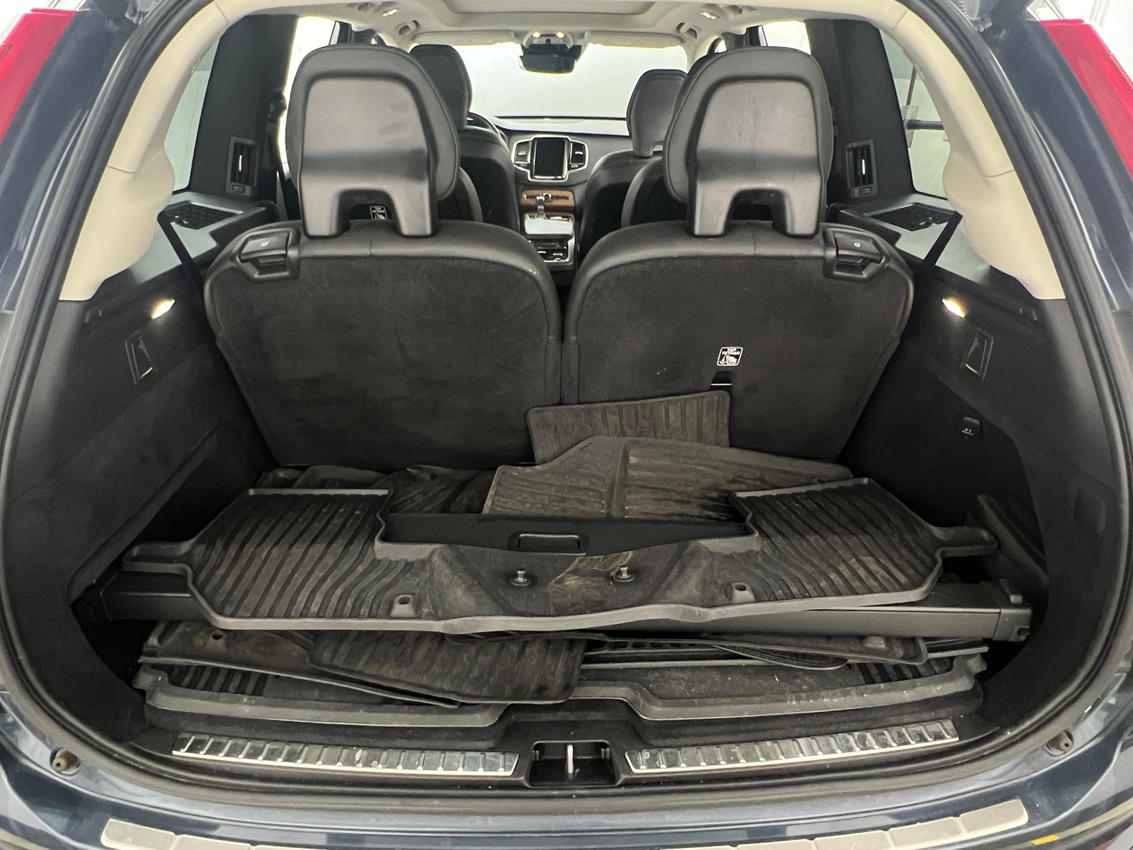 Thumbnail: 2022 Volvo XC90 - 6