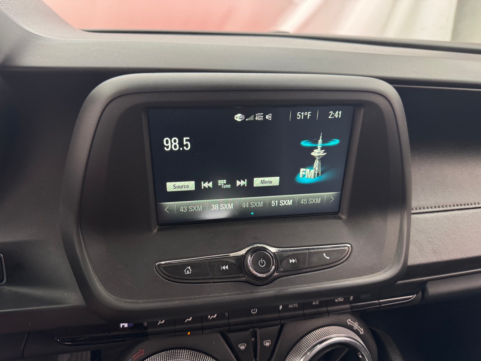 Thumbnail: 2017 Chevrolet Camaro - 4