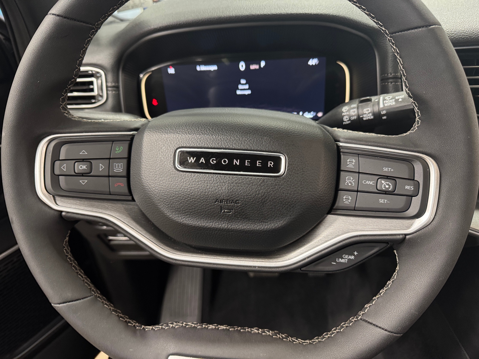 Thumbnail: 2025 Jeep Wagoneer - 4