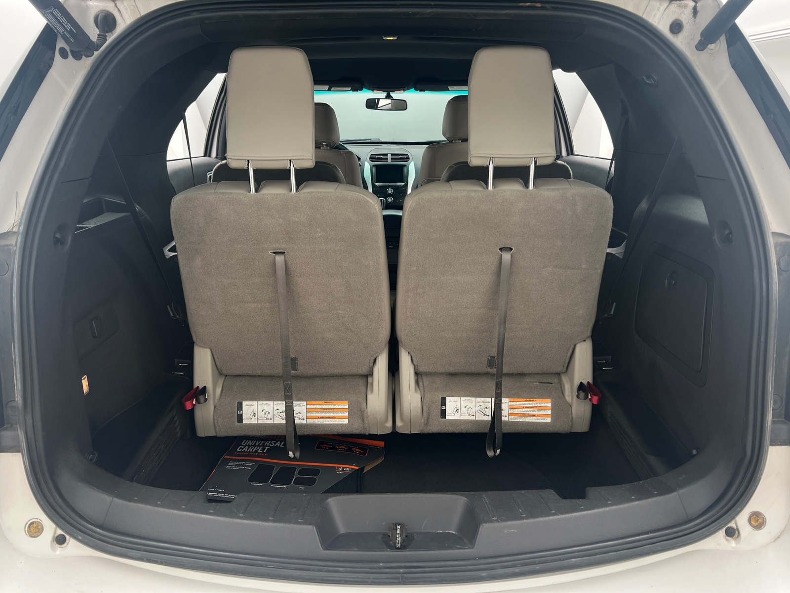 Thumbnail: 2015 Ford Explorer - 7