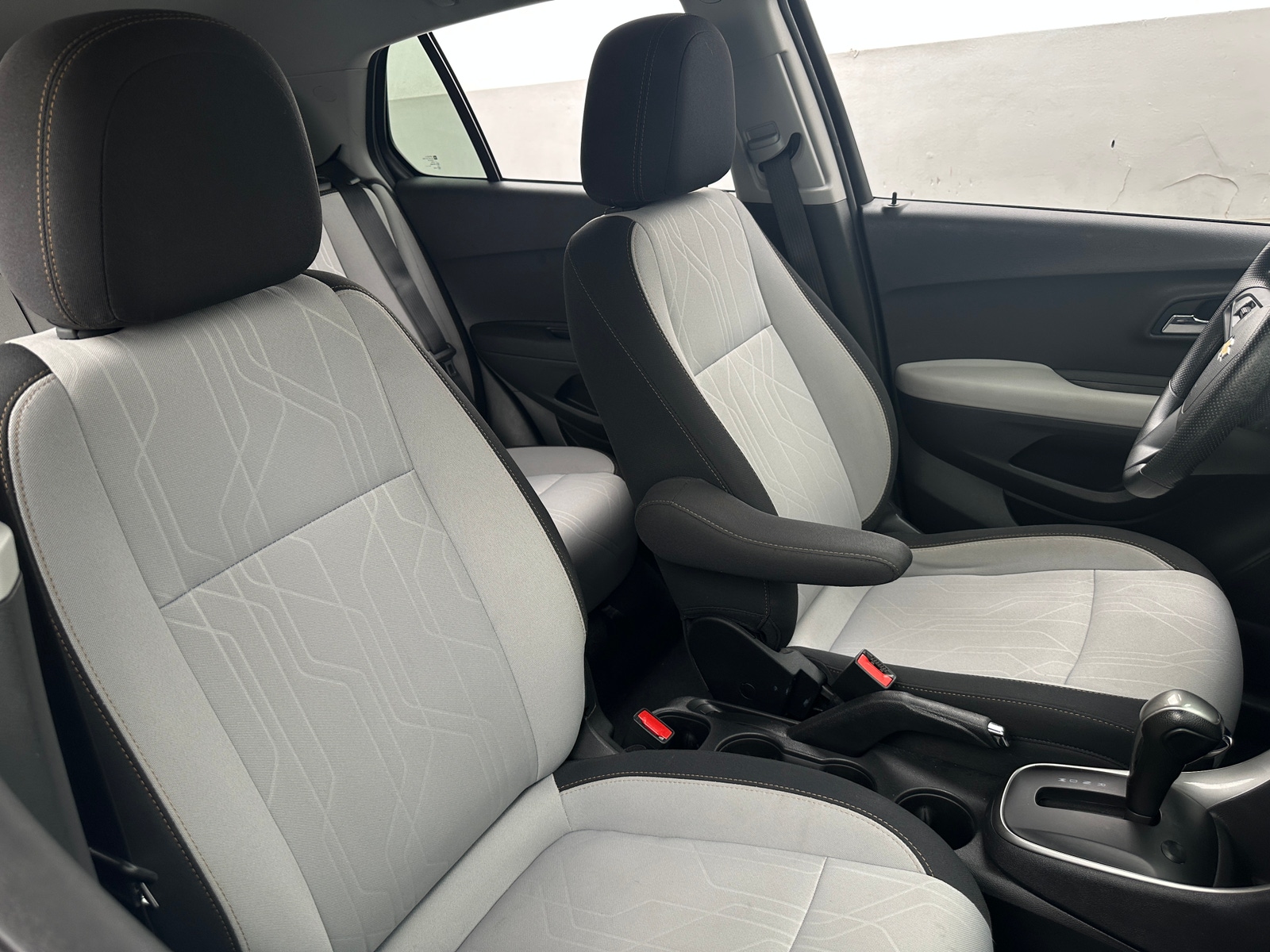 Thumbnail: 2020 Chevrolet Trax - 2