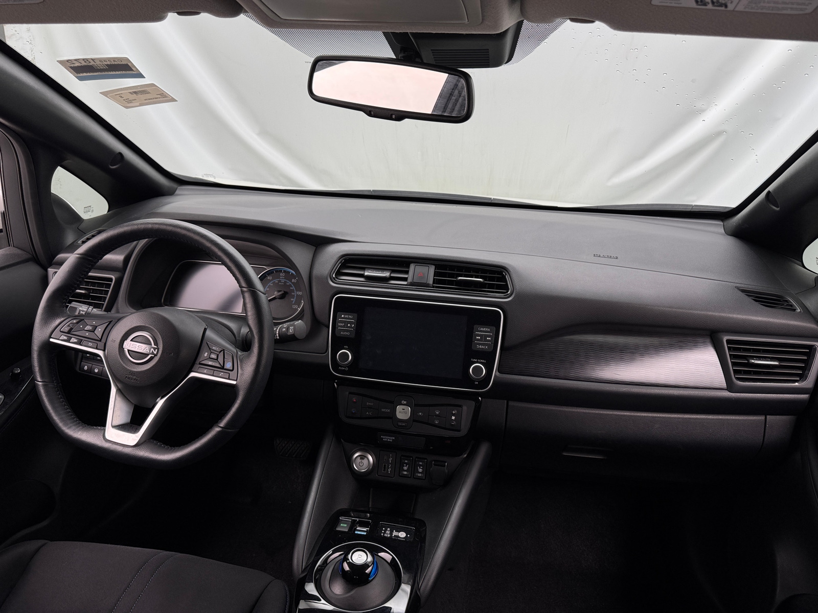 Thumbnail: 2023 Nissan Leaf - 3