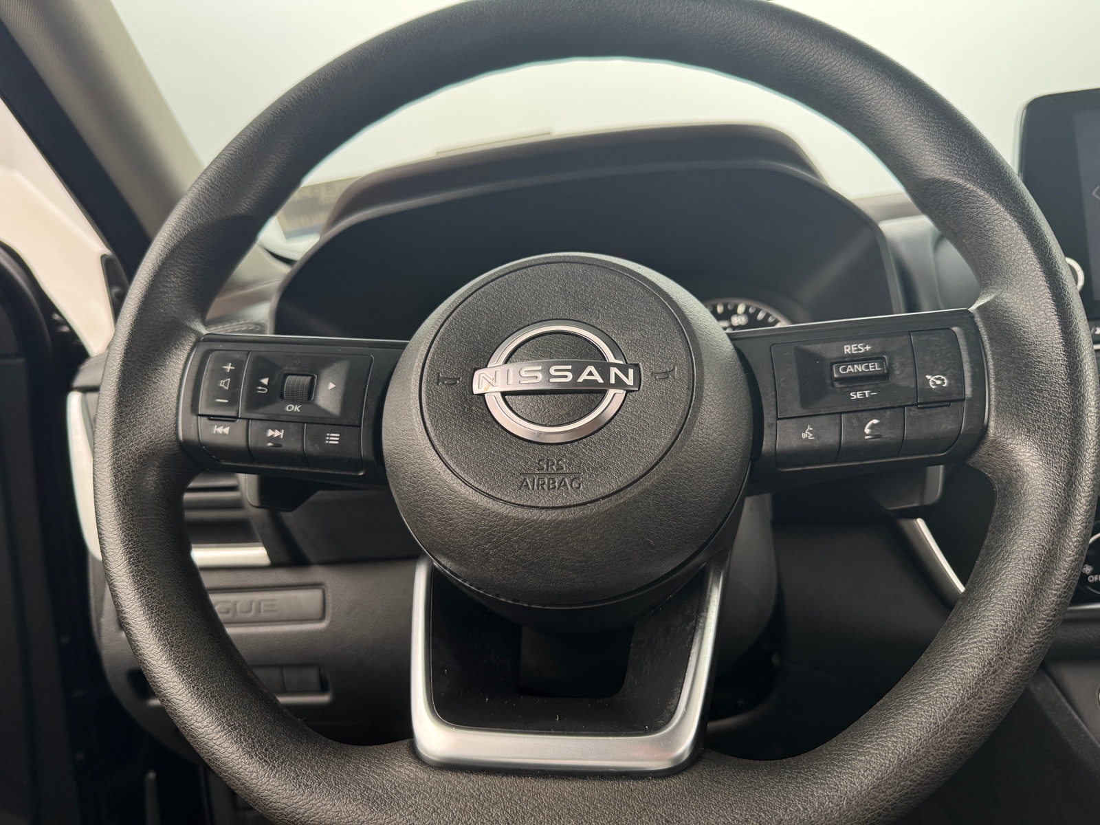 Thumbnail: 2023 Nissan Rogue - 5