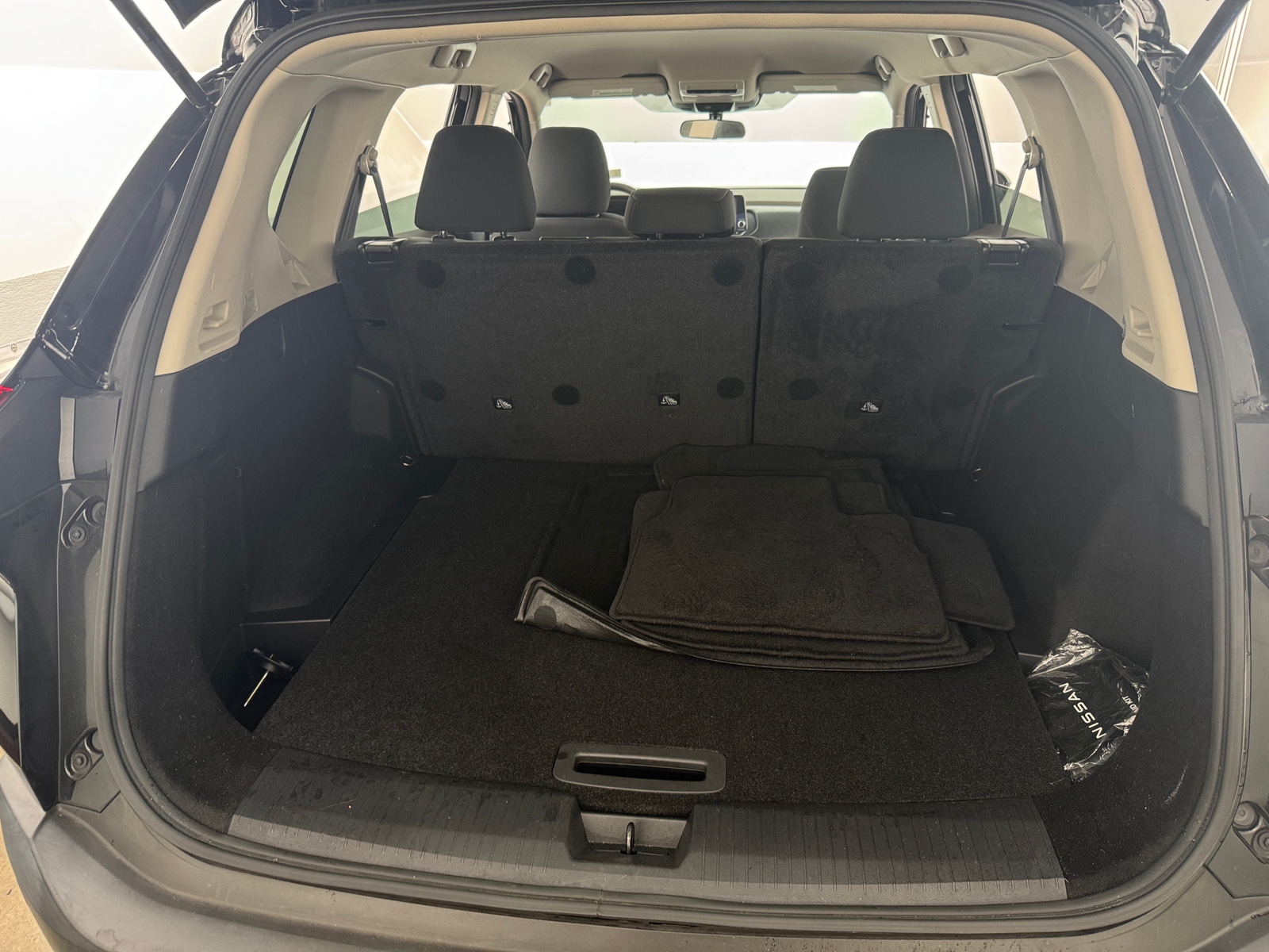 Thumbnail: 2023 Nissan Rogue - 7