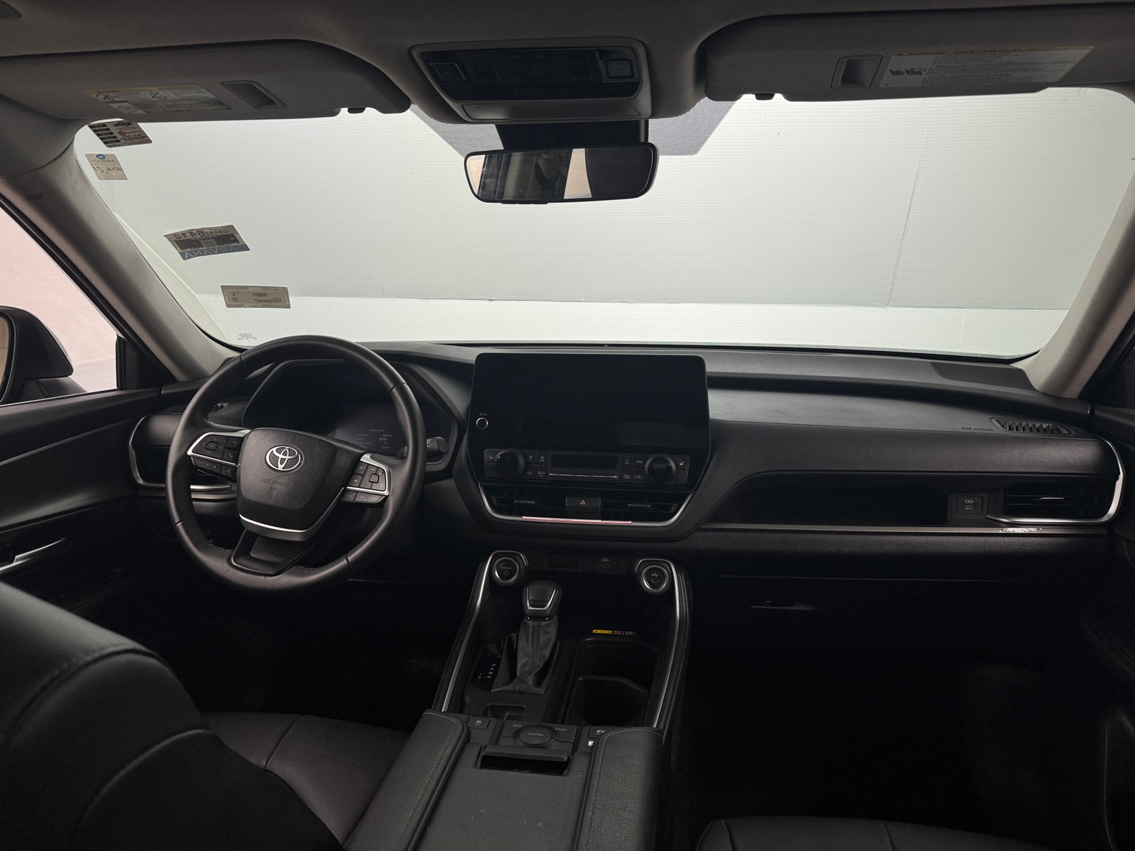 Thumbnail: 2024 Toyota Grand Highlander - 2