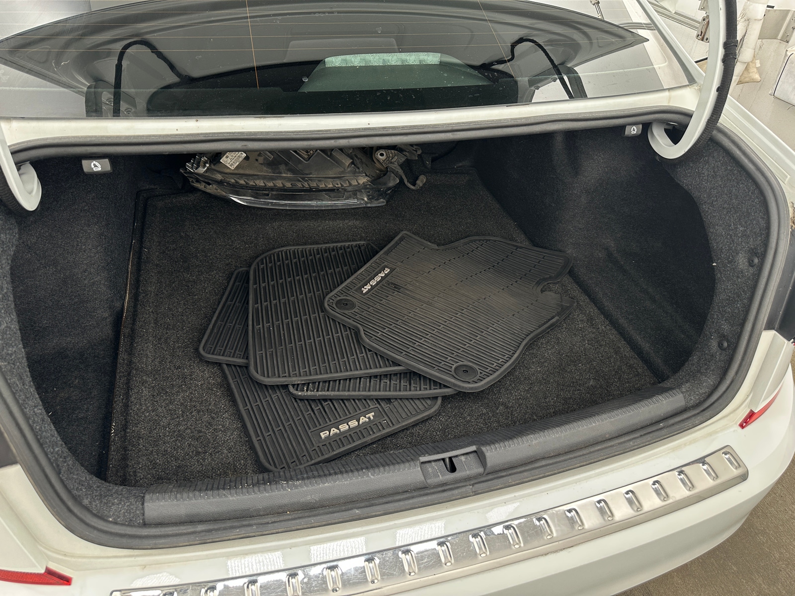 Thumbnail: 2021 Volkswagen Passat - 6