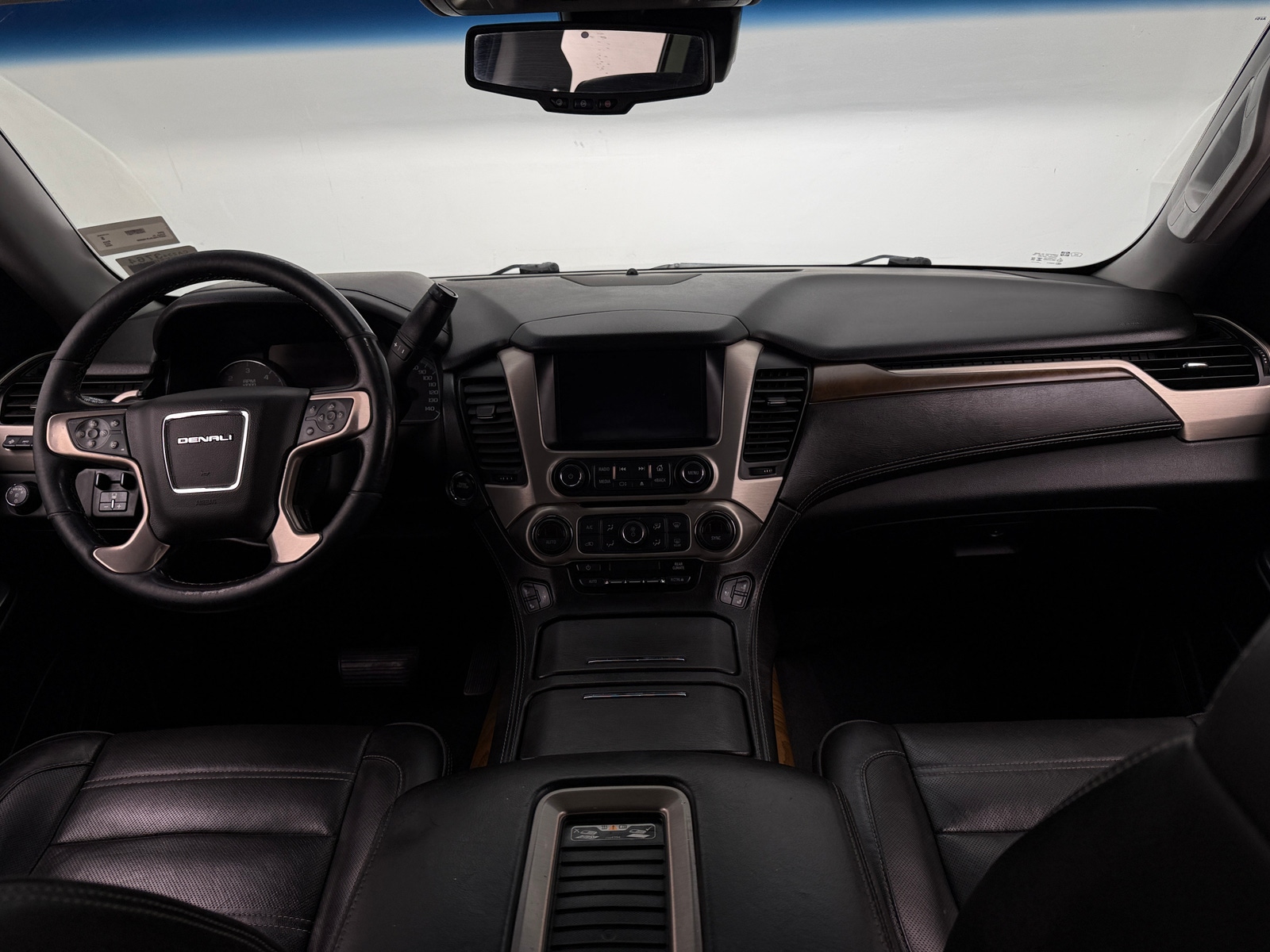 Thumbnail: 2020 GMC Yukon XL - 2