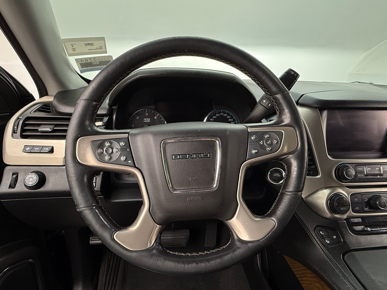 Thumbnail: 2020 GMC Yukon XL - 4