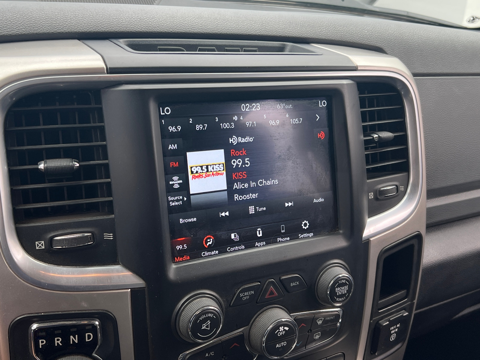 Thumbnail: 2020 RAM 1500 Classic - 4