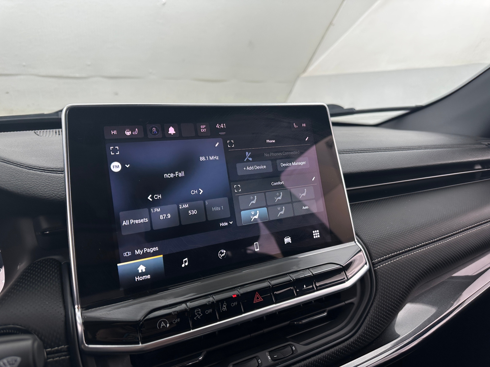 Thumbnail: 2023 Jeep Compass - 4