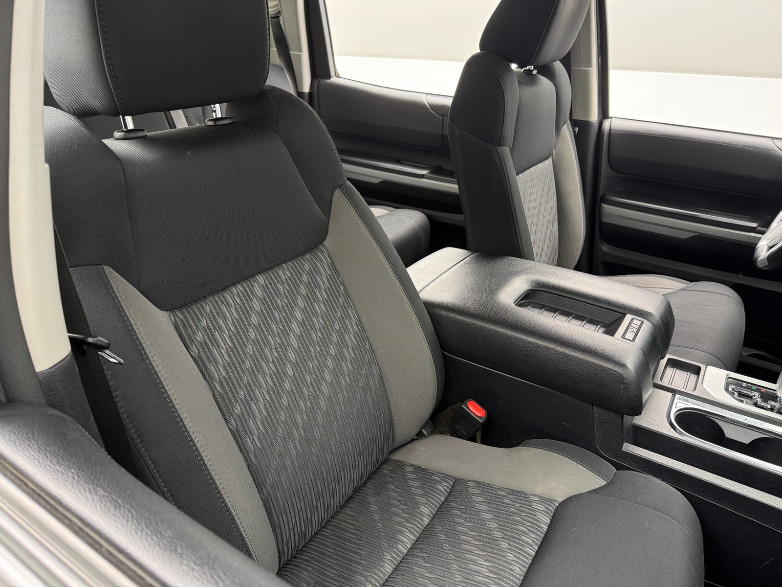 Thumbnail: 2019 Toyota Tundra - 2