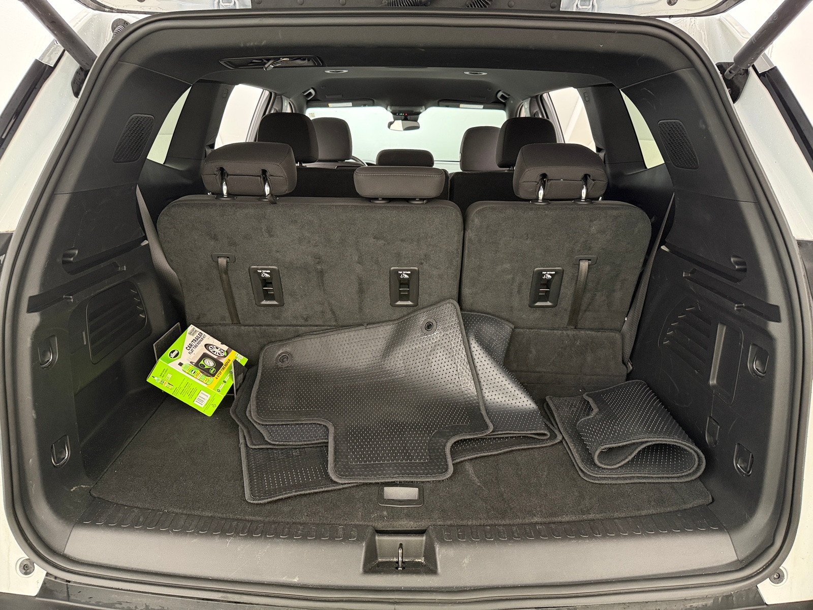 Thumbnail: 2025 GMC Acadia - 7