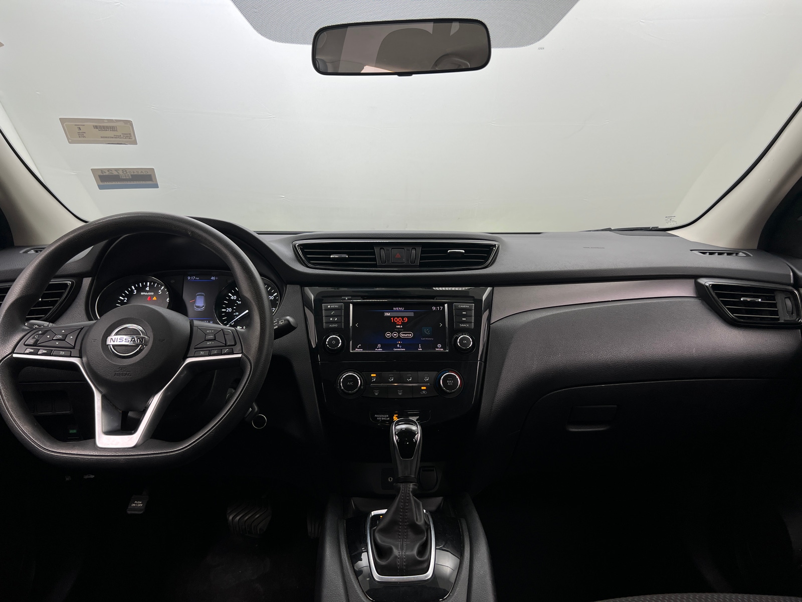 Thumbnail: 2019 Nissan Rogue Sport - 3