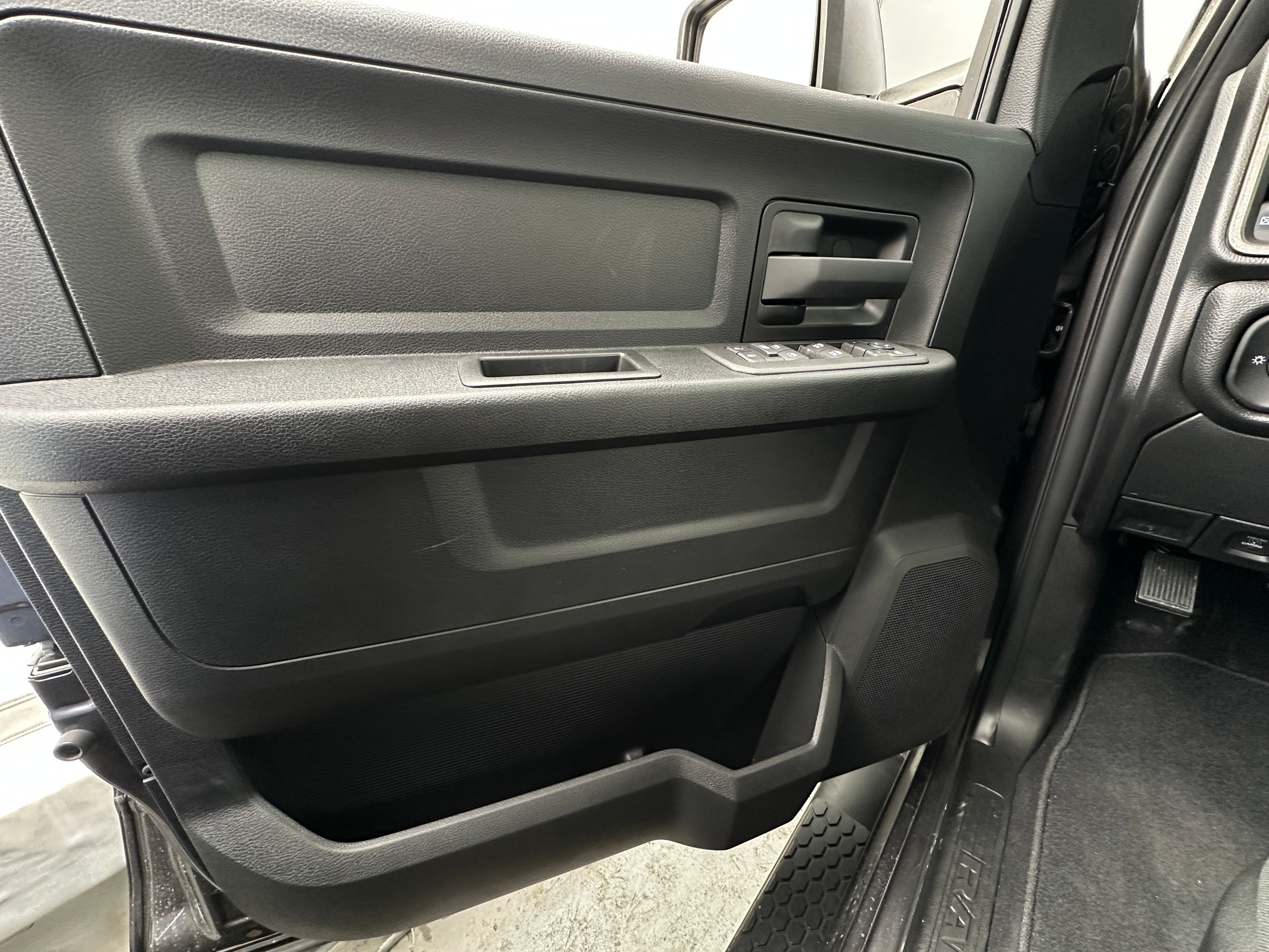 2026 RAM 2500 Tradesman 4X4 Crew Cab SWB's photo