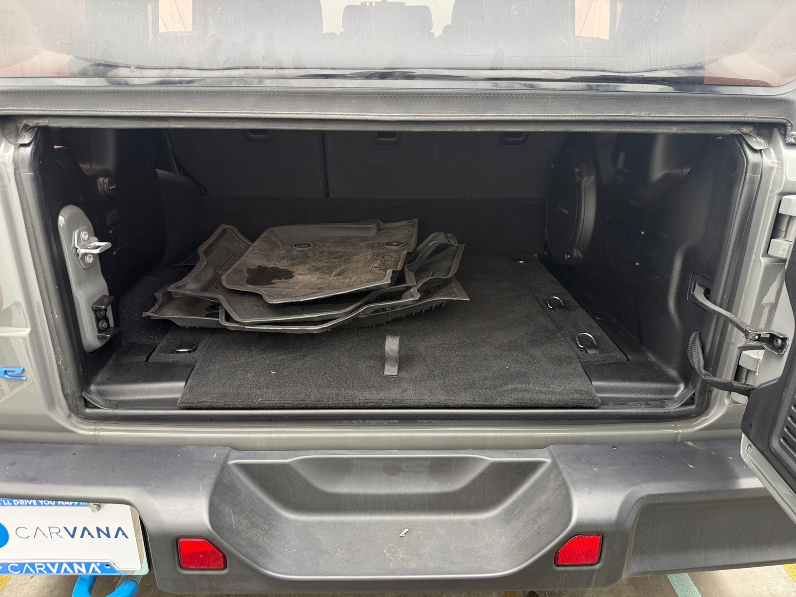 Thumbnail: 2023 Jeep Wrangler - 6