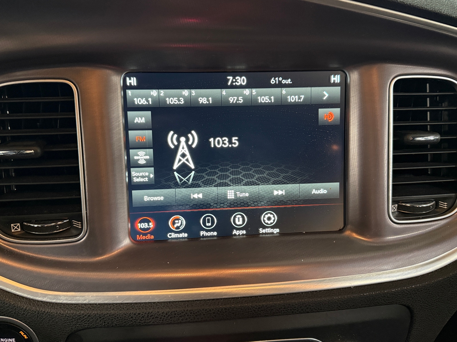 Thumbnail: 2022 Dodge Charger - 4