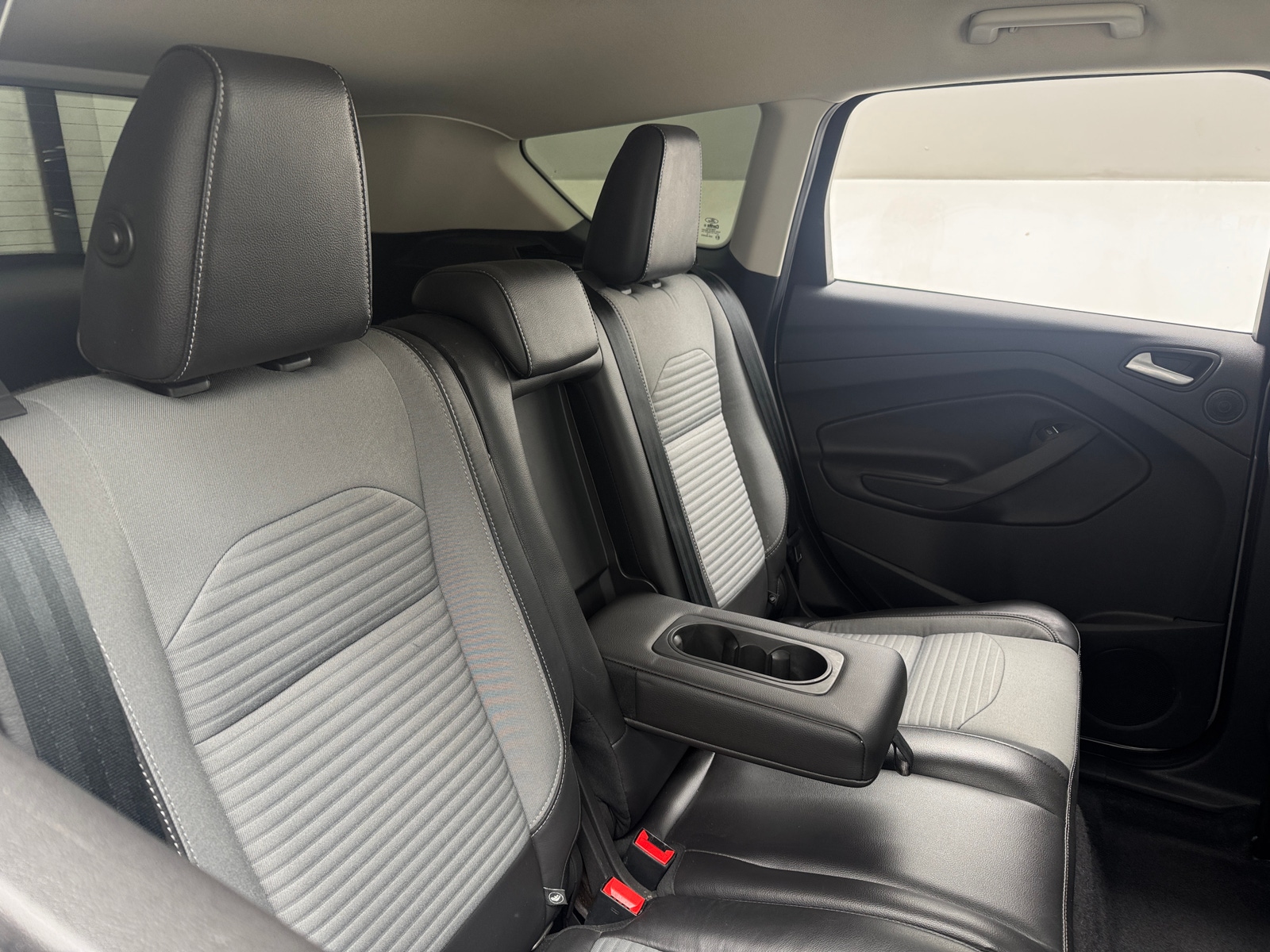 Thumbnail: 2017 Ford Escape - 5