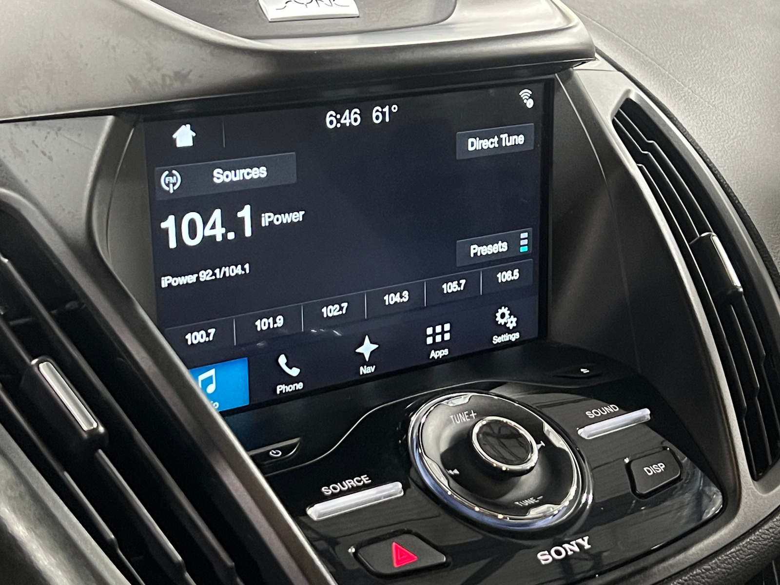 Thumbnail: 2017 Ford Escape - 3