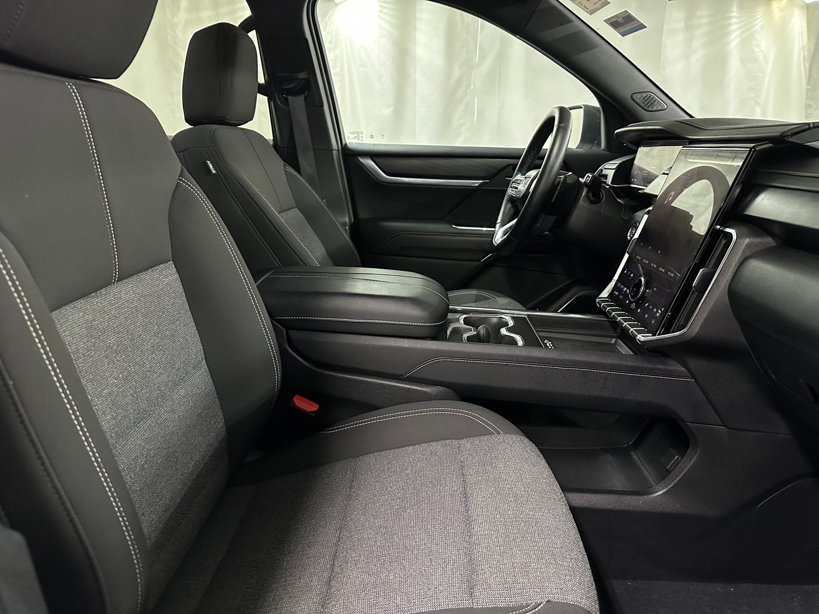 Thumbnail: 2025 GMC Acadia - 2