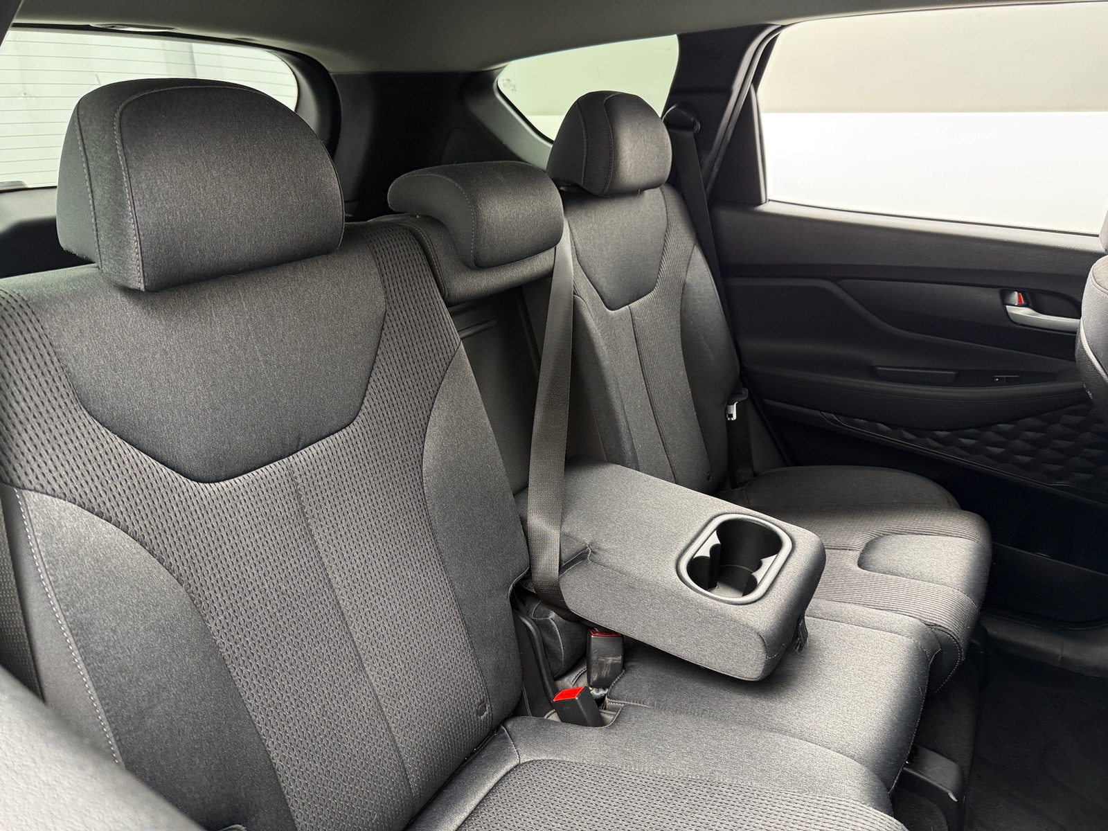 Thumbnail: 2021 Hyundai Santa Fe - 6