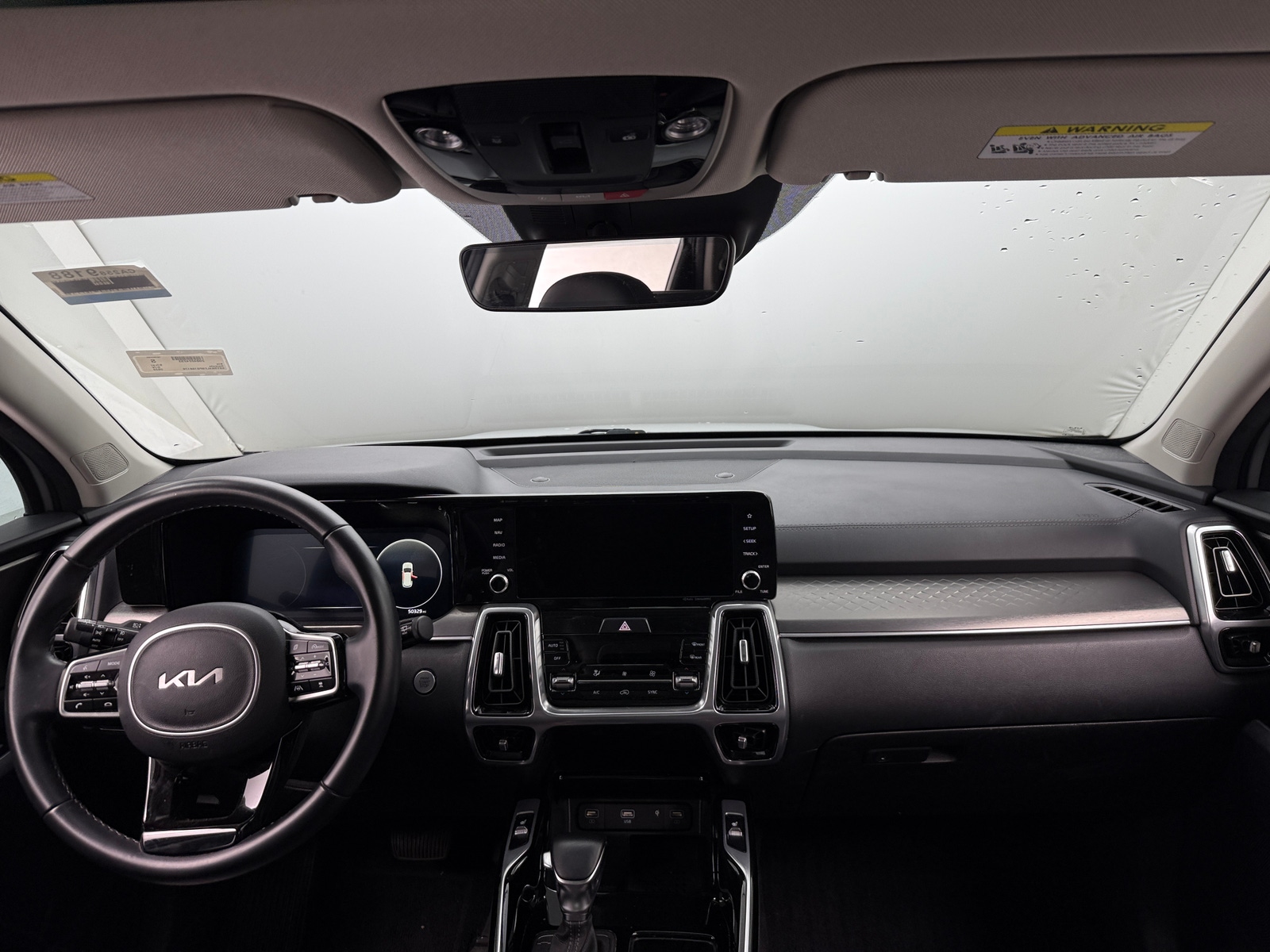 Thumbnail: 2023 Kia Sorento - 2