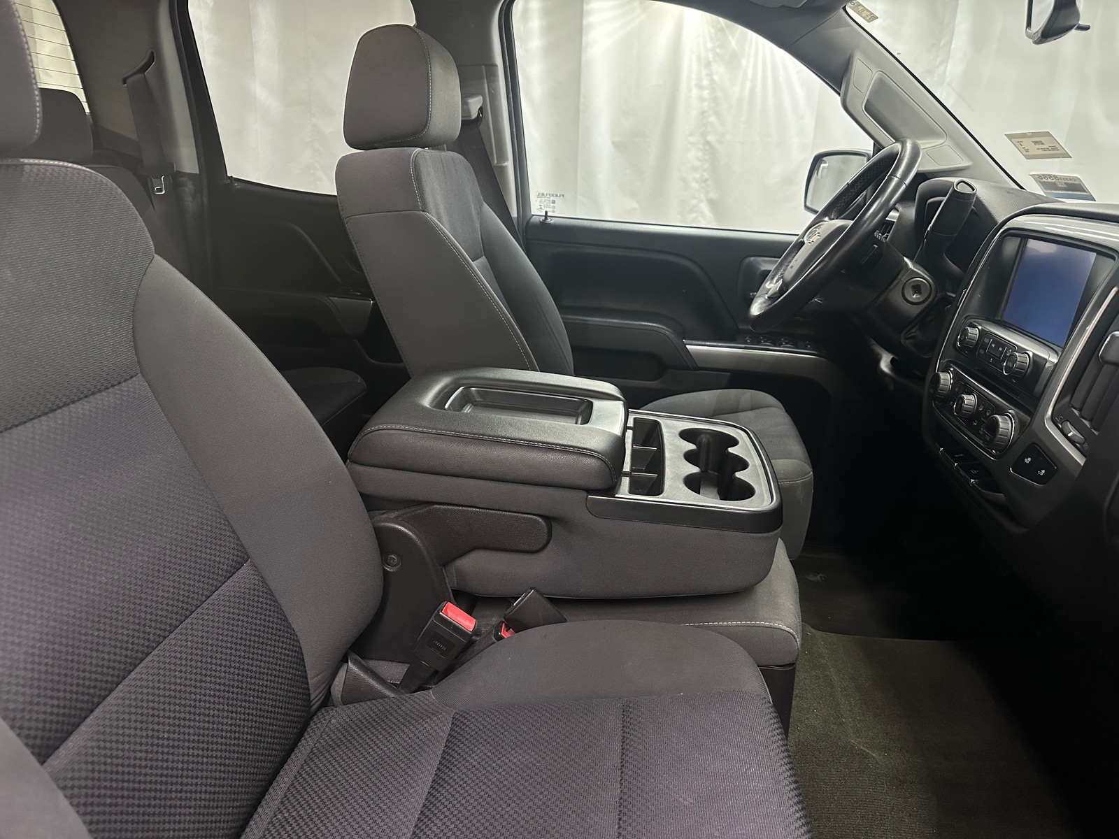 Thumbnail: 2016 Chevrolet Silverado 1500 - 2