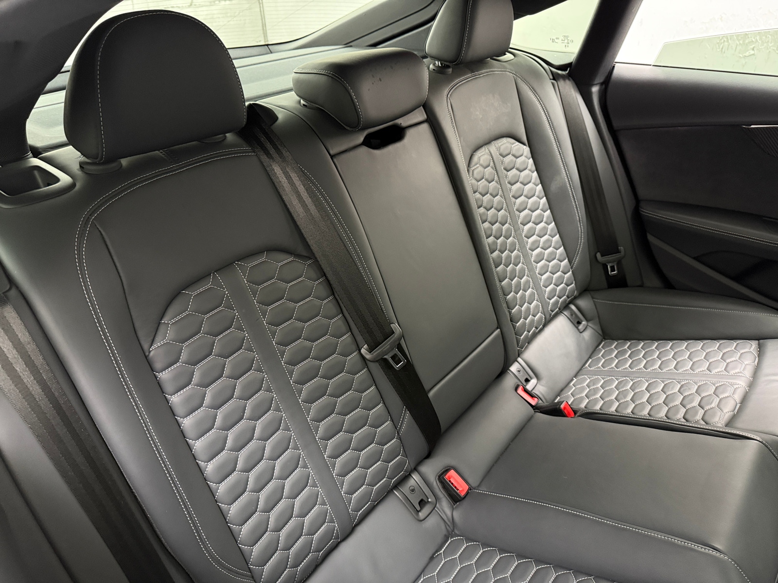 Thumbnail: 2023 Audi RS 5 - 5