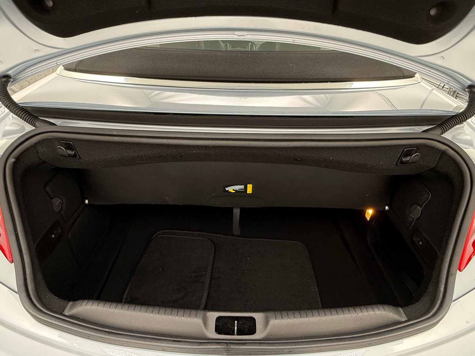 Thumbnail: 2016 Buick Cascada - 6