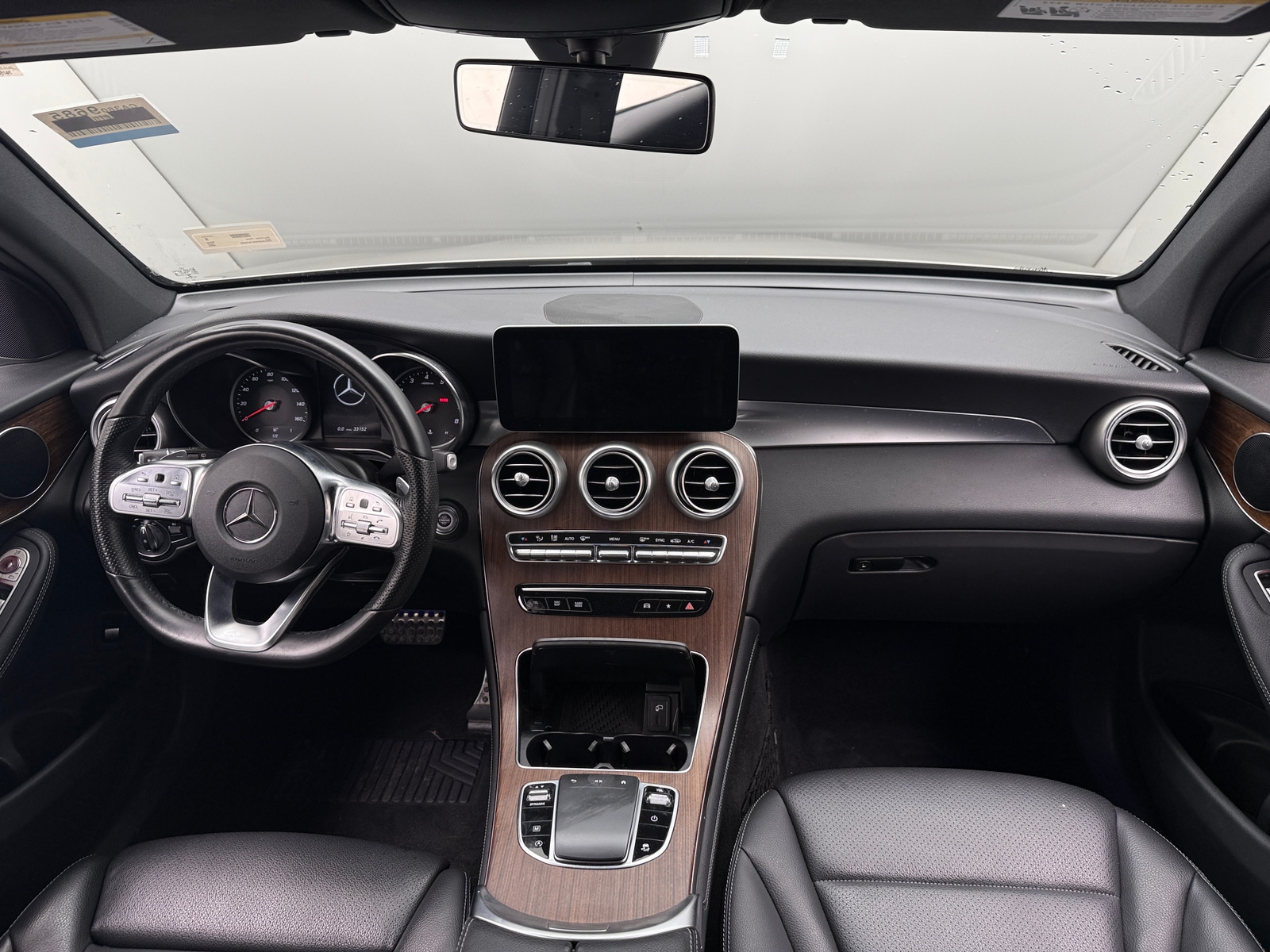 Thumbnail: 2020 Mercedes-Benz GLC - 2