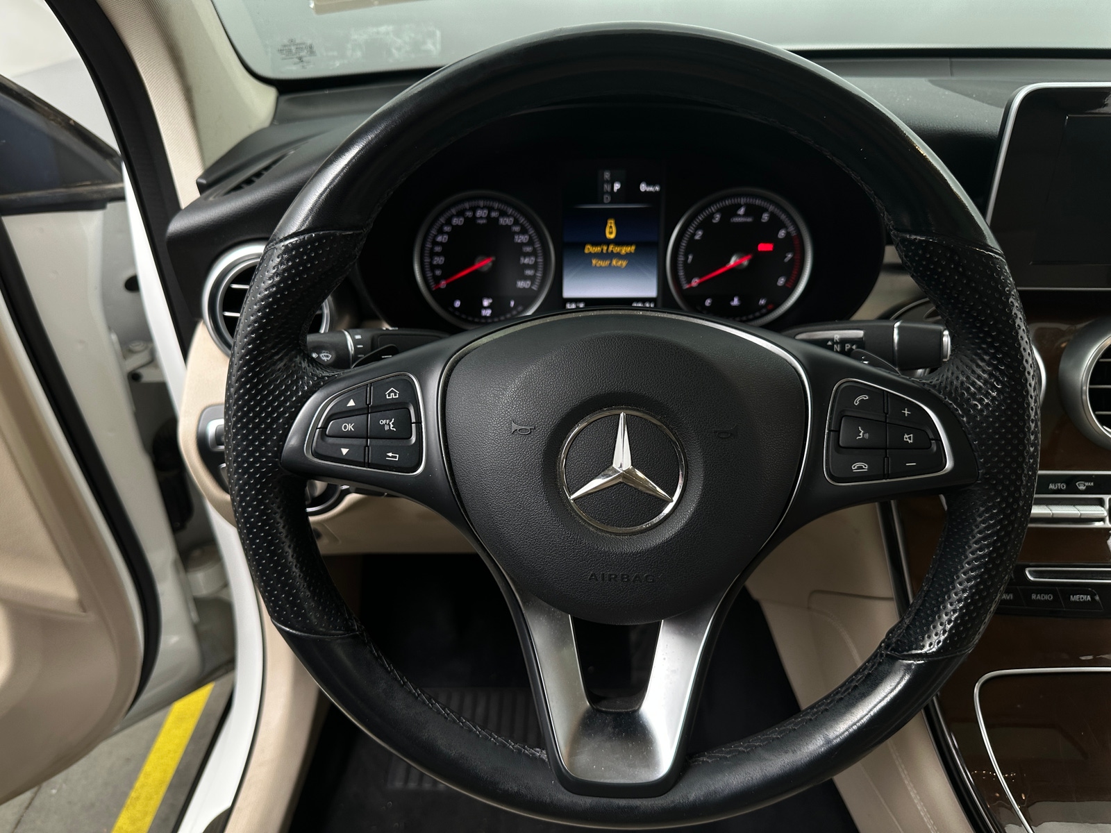 Thumbnail: 2019 Mercedes-Benz GLC - 4