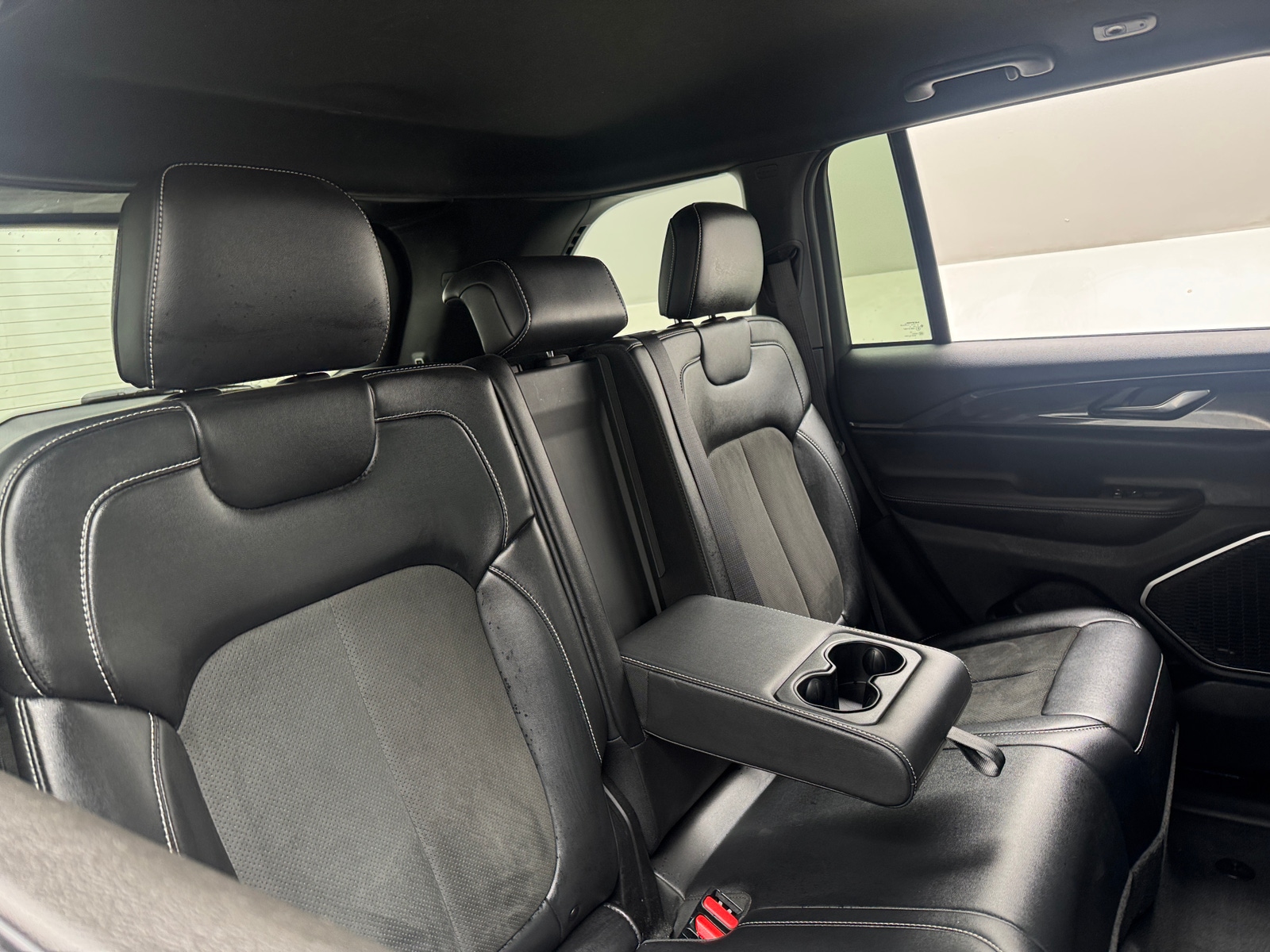 Thumbnail: 2022 Jeep Grand Cherokee - 6